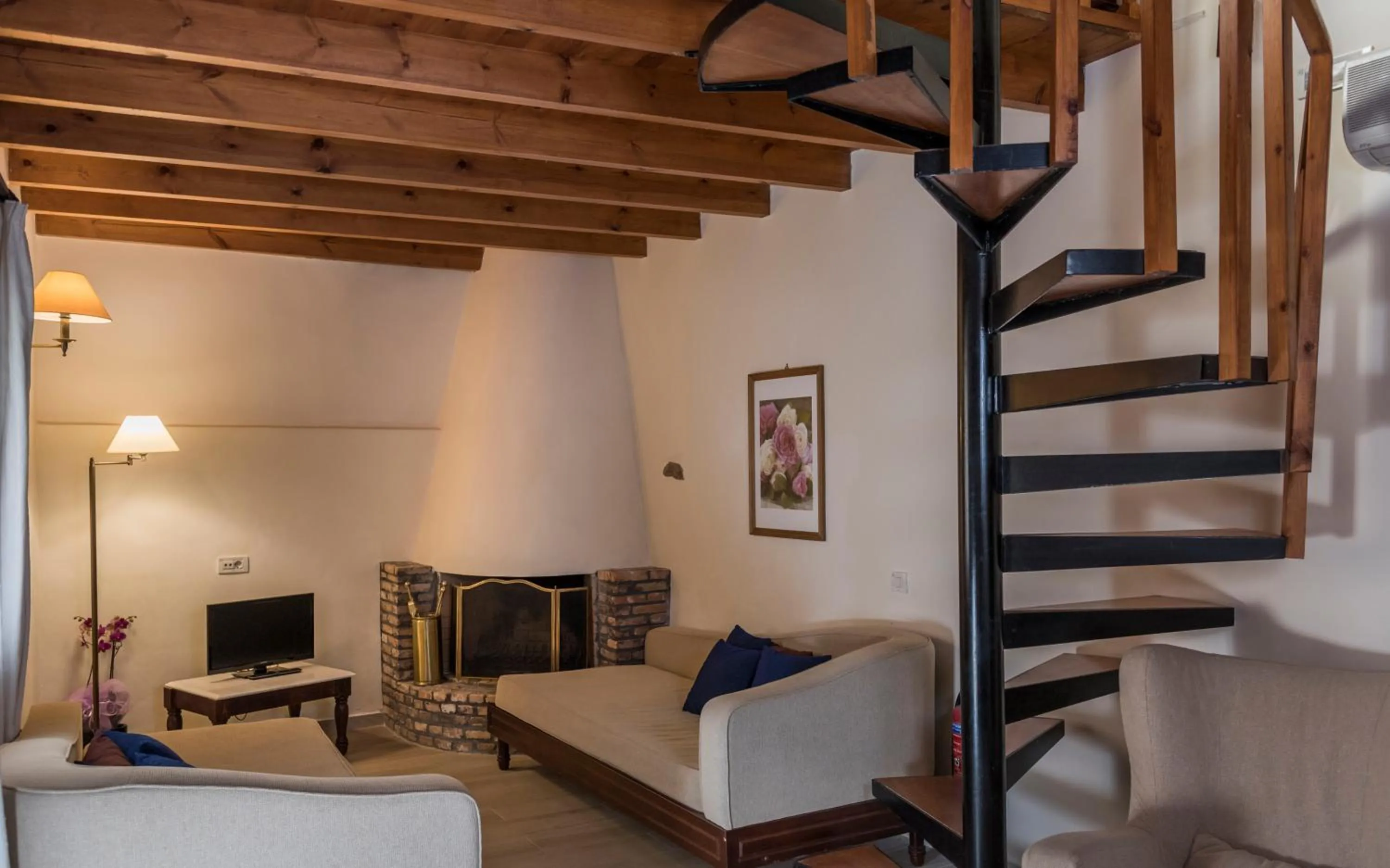 Living room in Spilia Village Hotel & Villas