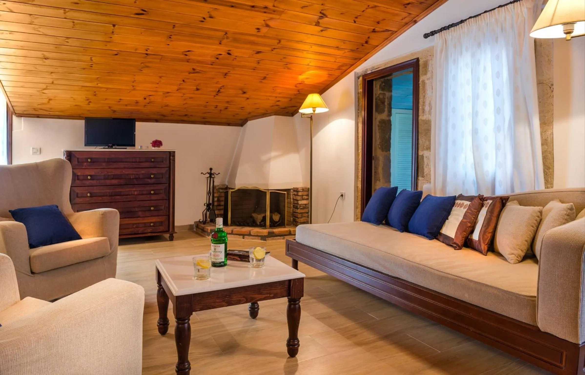 Living room in Spilia Village Hotel & Villas