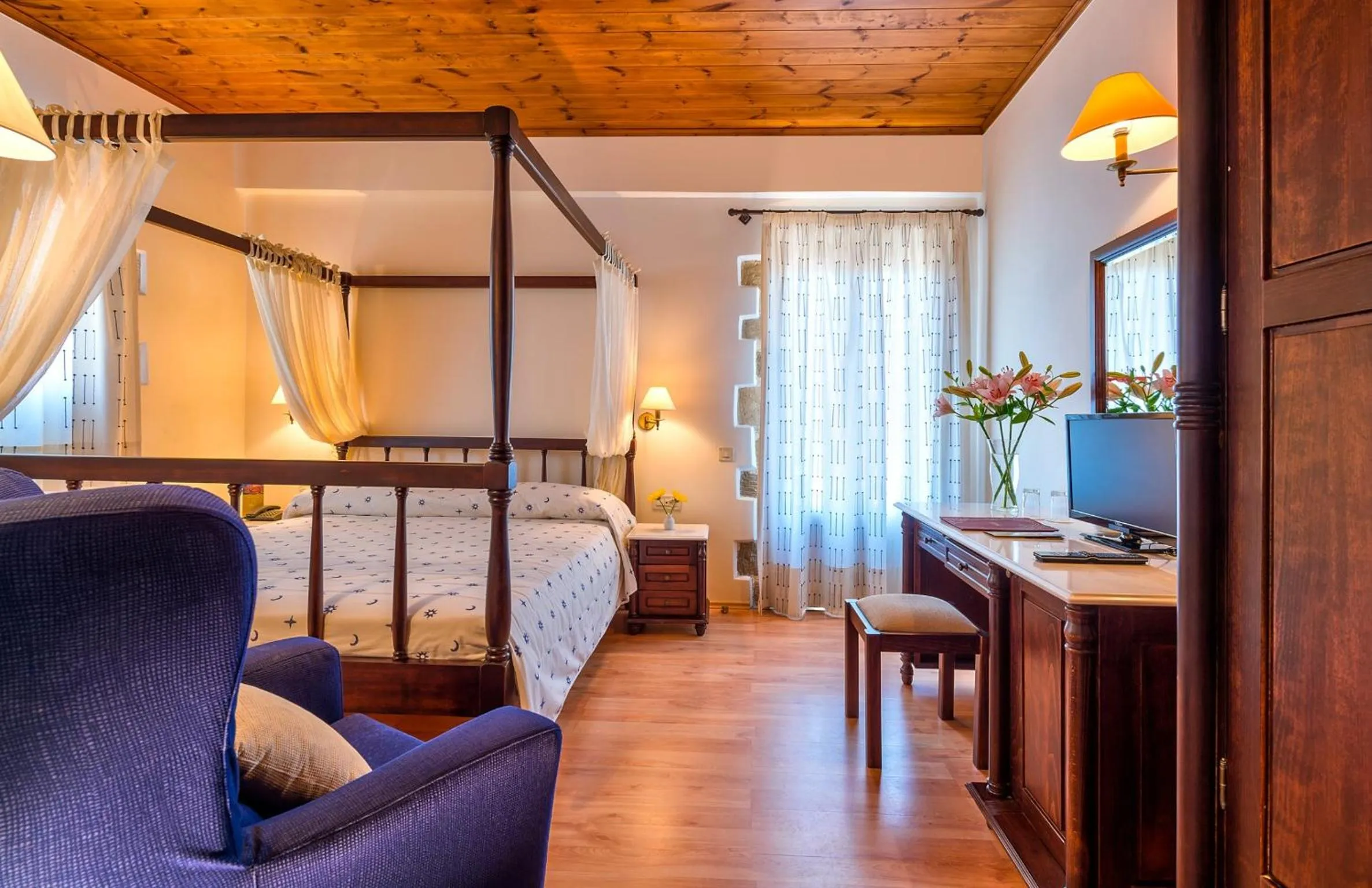 Bedroom, Bed in Spilia Village Hotel & Villas