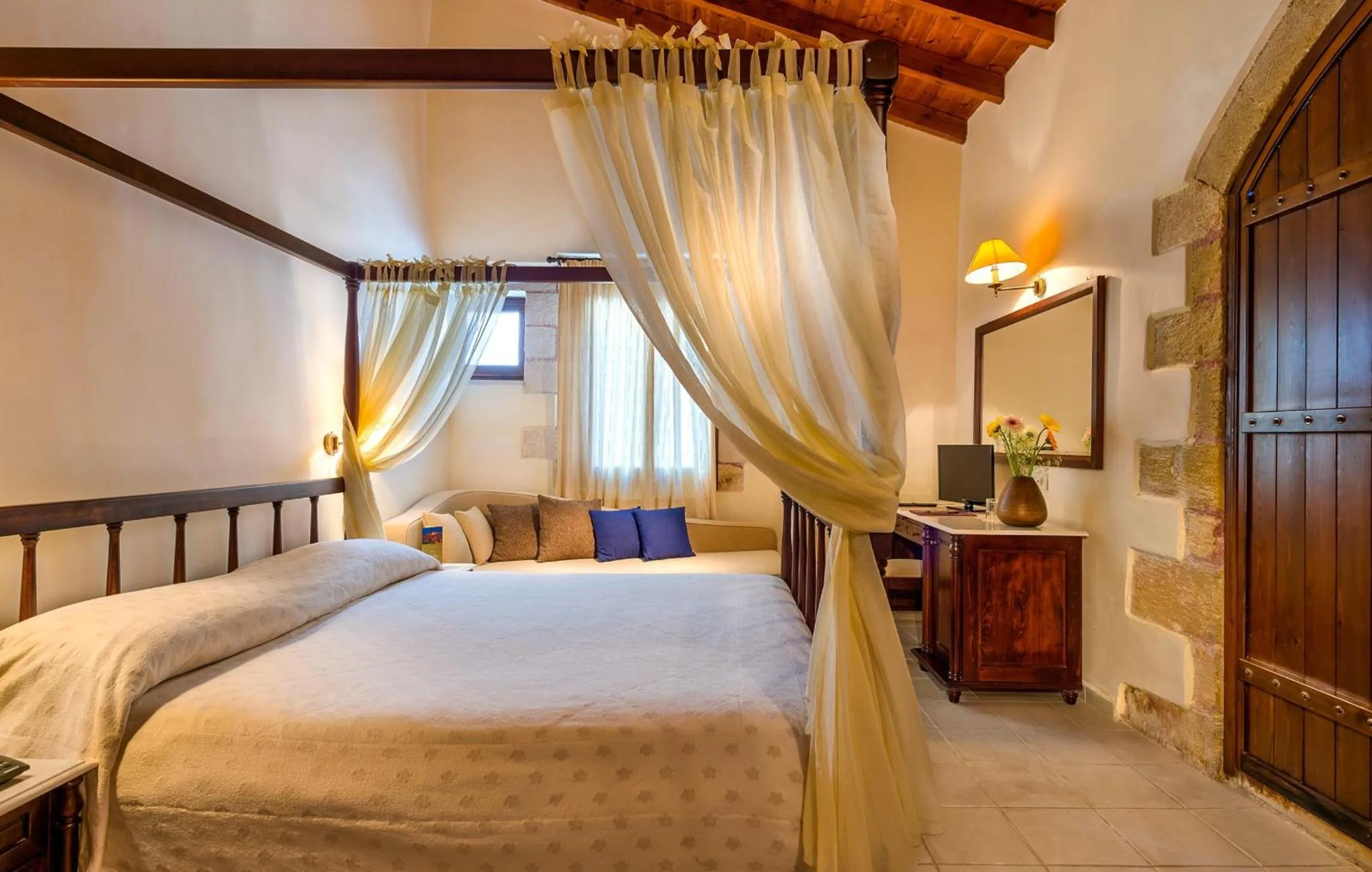 Bedroom, Bed in Spilia Village Hotel & Villas
