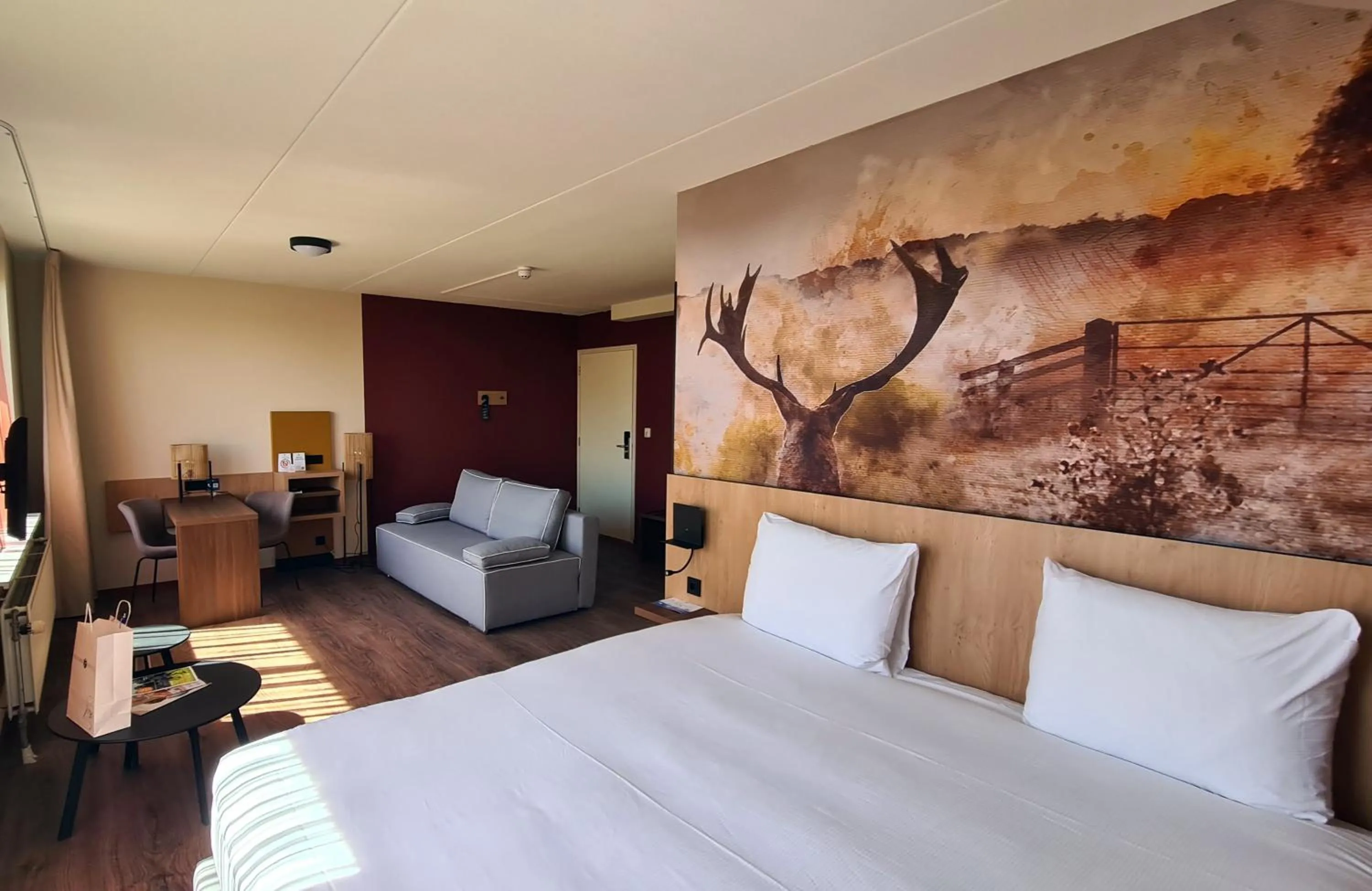 Photo of the whole room, Bed in Fletcher Duinhotel Hotel Burgh Haamstede