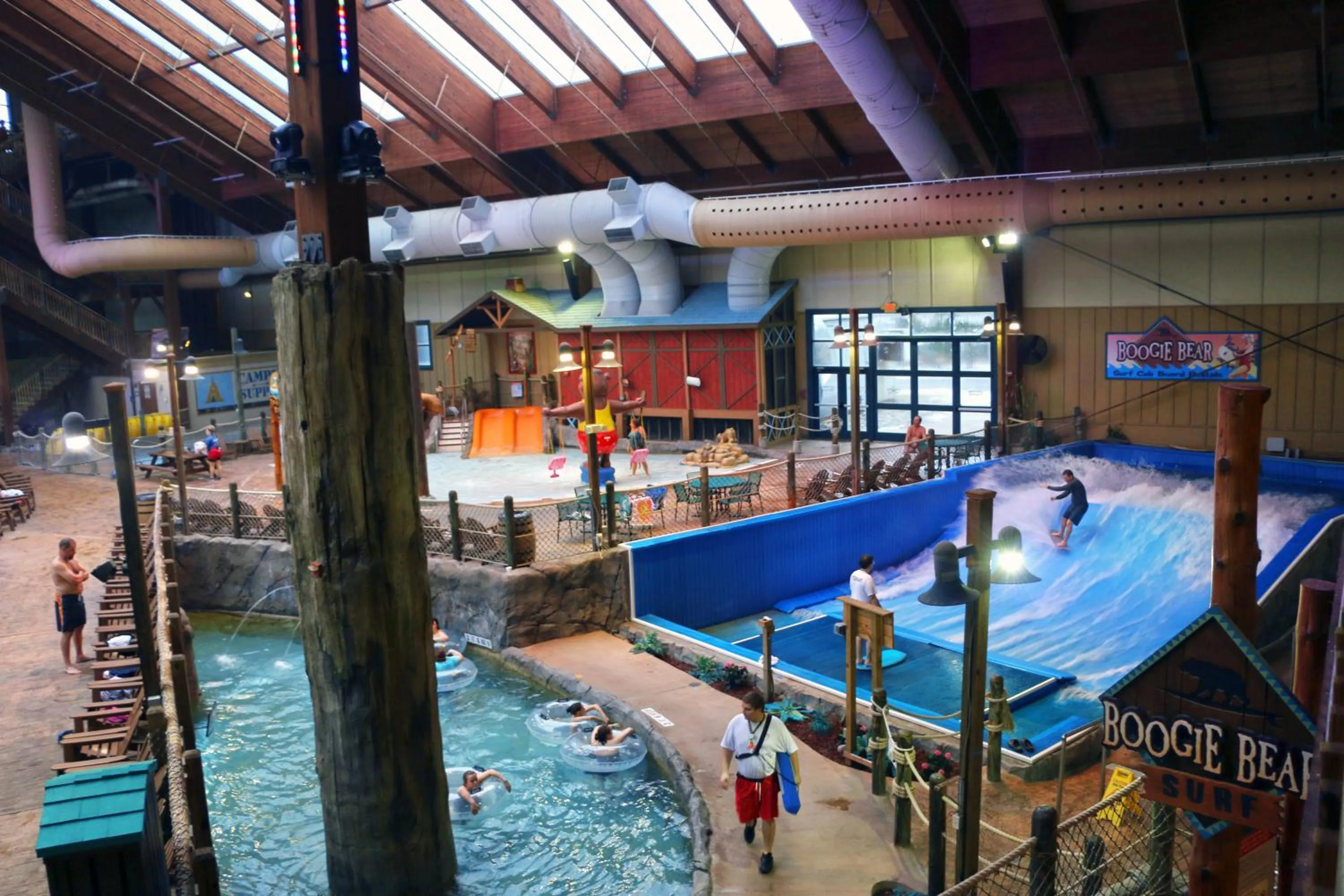 Aqua park in Six Flags Great Escape Lodge & Indoor Waterpark