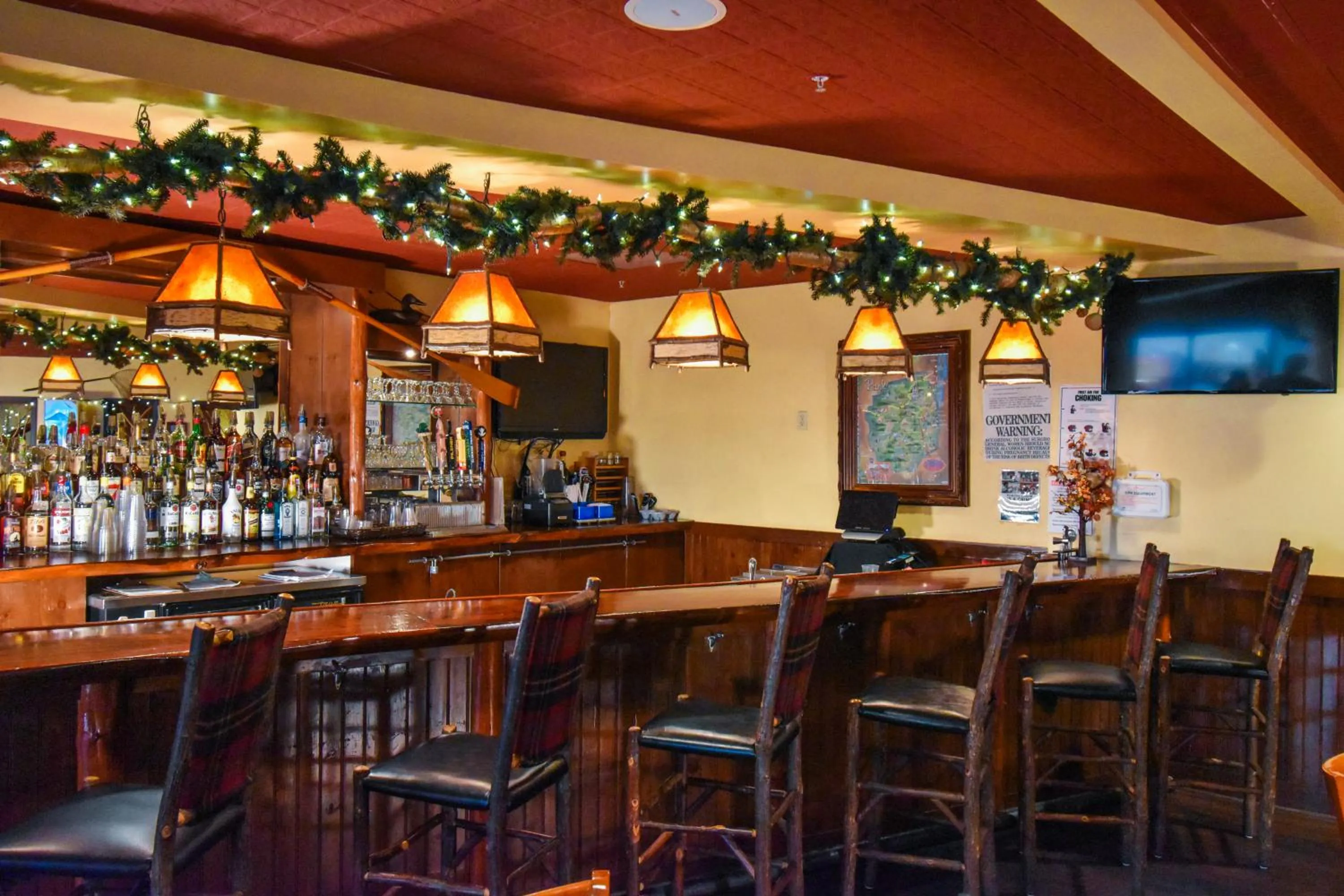 Lounge or bar in Six Flags Great Escape Lodge & Indoor Waterpark