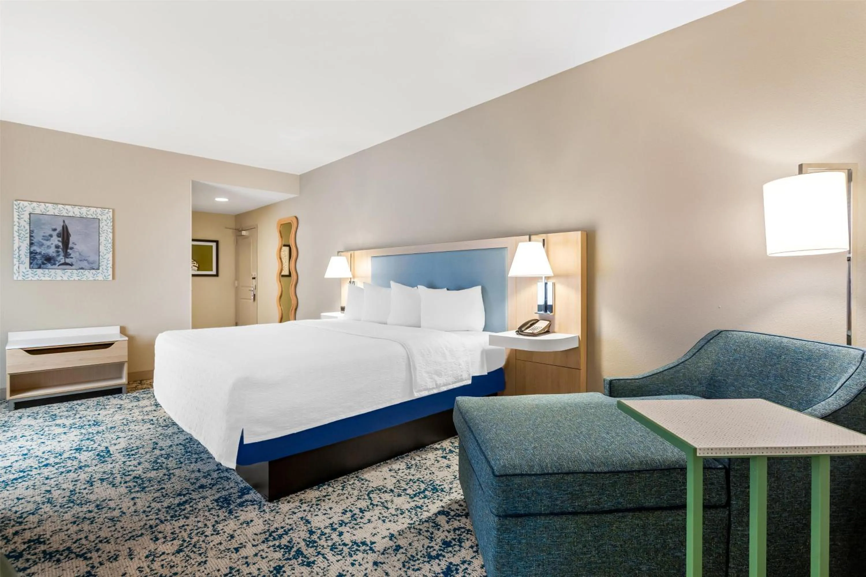 Bed in Hampton Inn & Suites St. Petersburg/Downtown