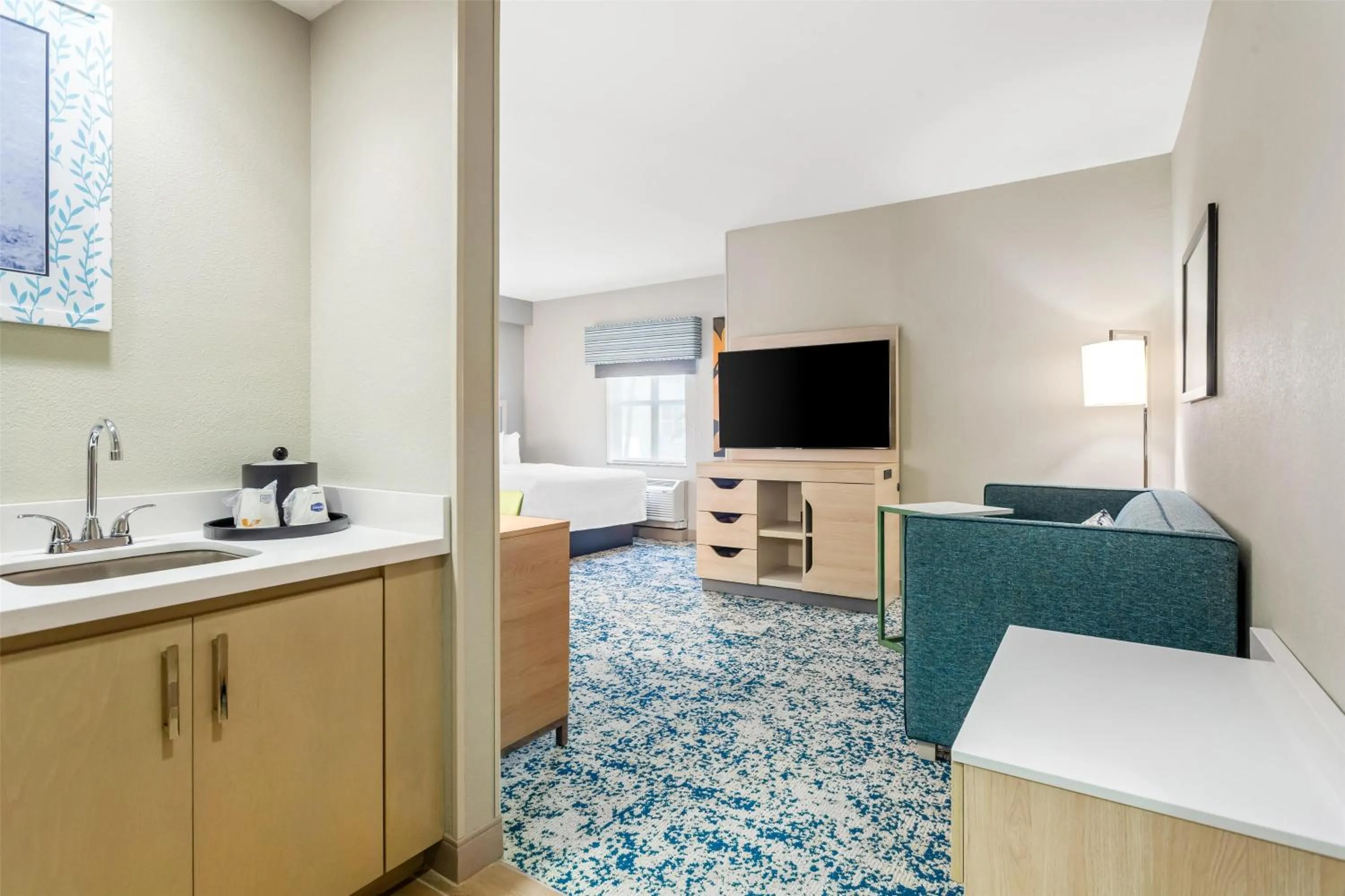 Other, Bed in Hampton Inn & Suites St. Petersburg/Downtown