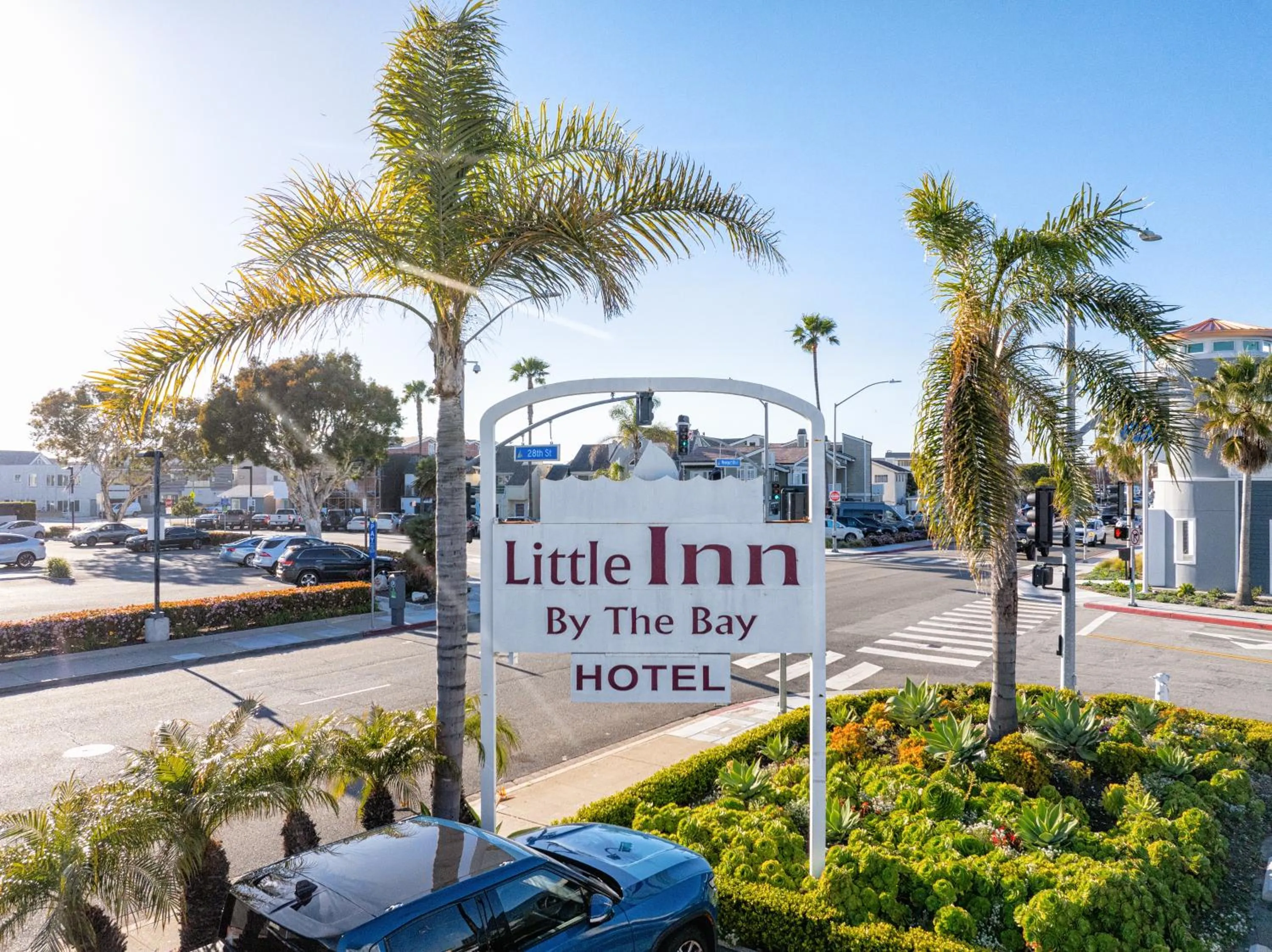 Logo/Certificate/Sign in Little Inn By The Bay Newport Beach Hotel
