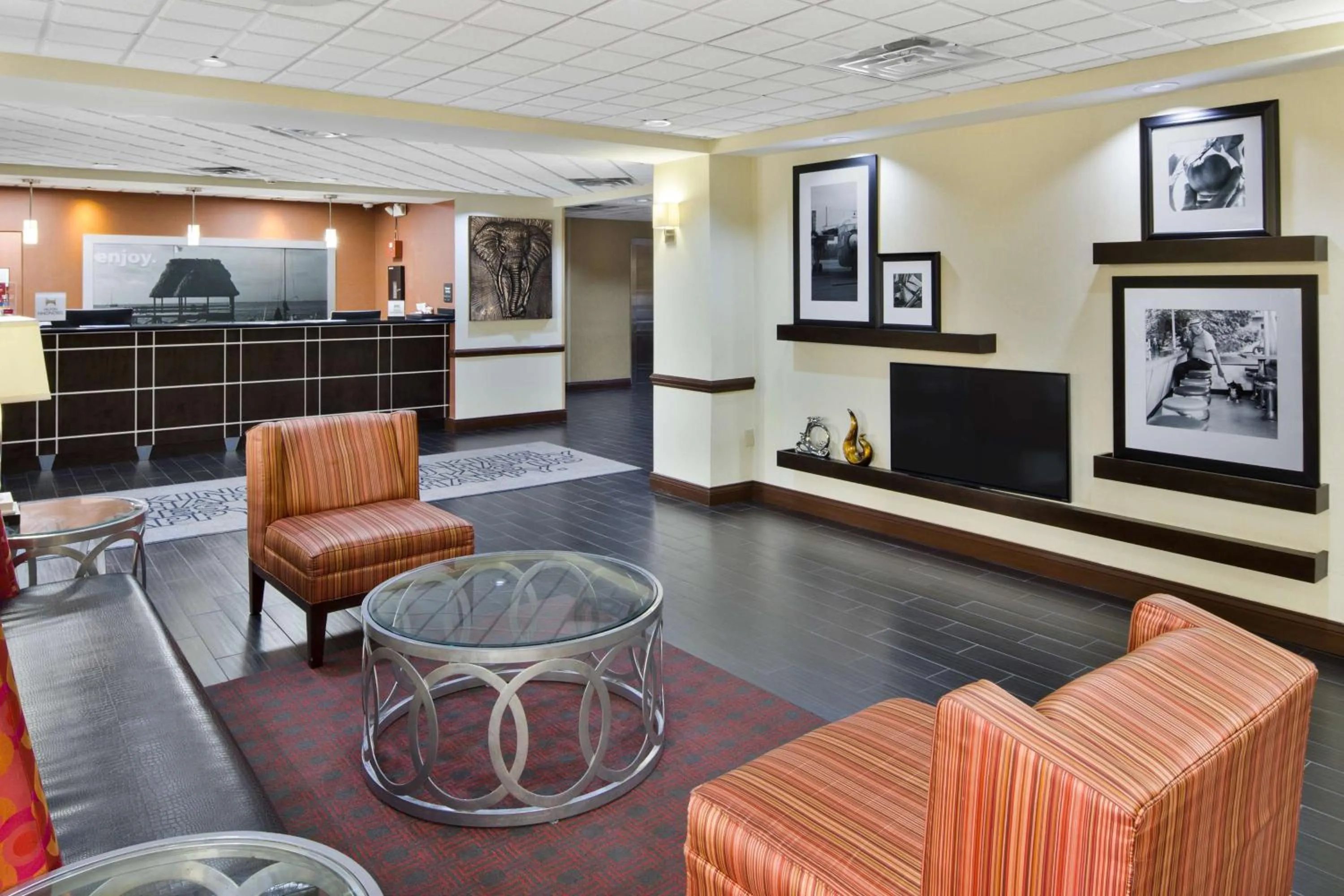 Lobby or reception in Hampton Inn Hinesville