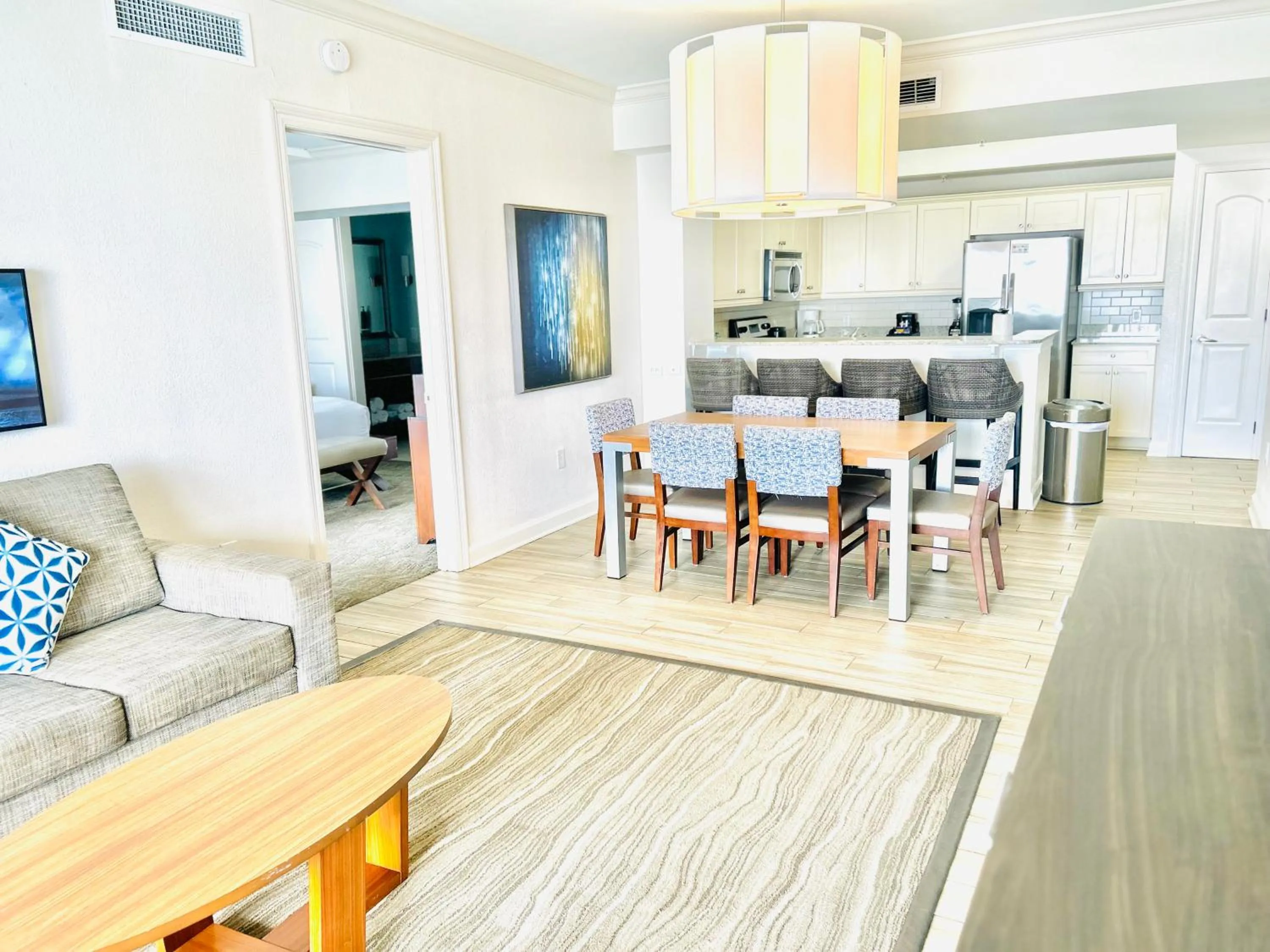 Kitchen or kitchenette in Hilton Pensacola Beach