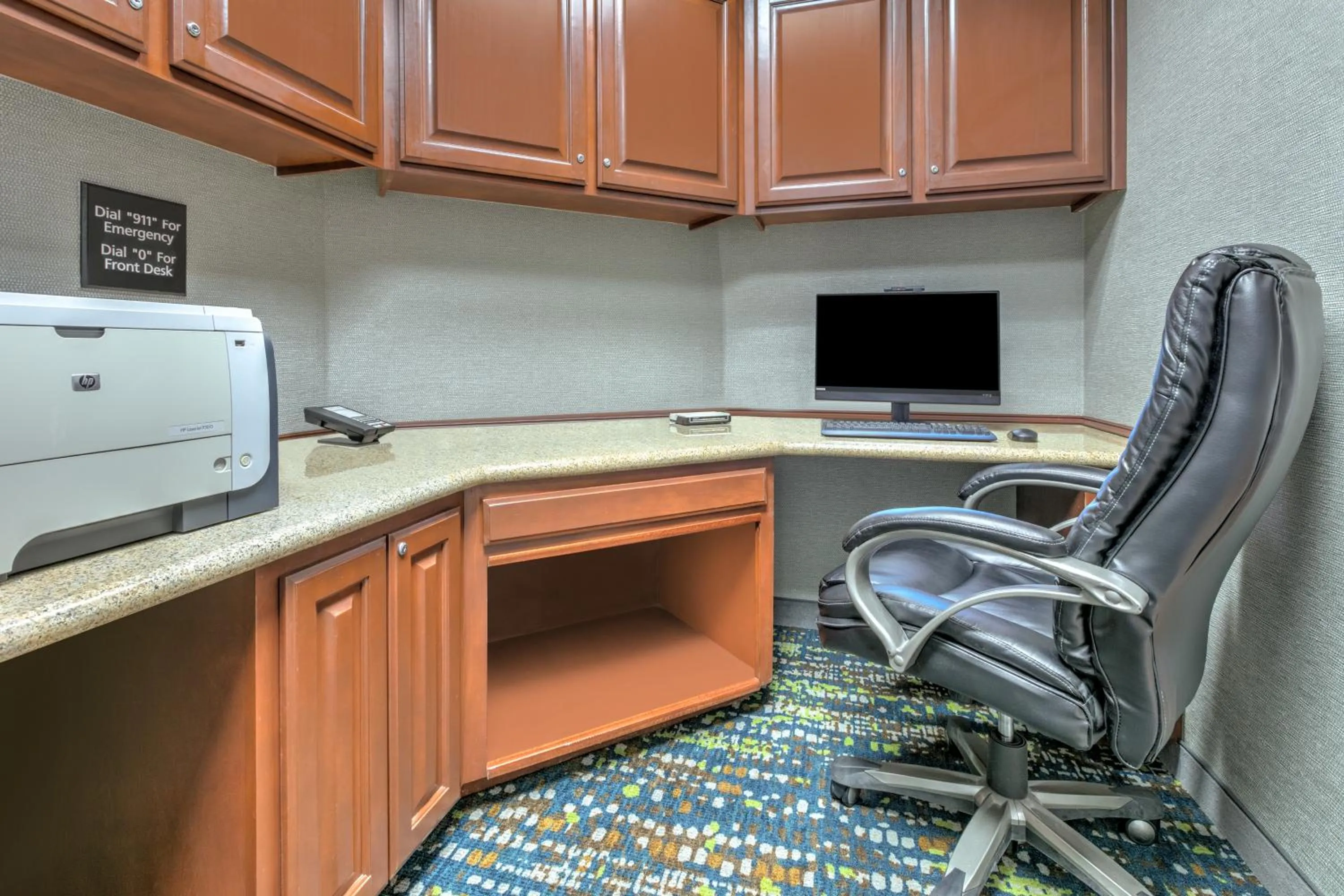 Business facilities in Hampton Inn Kingsville