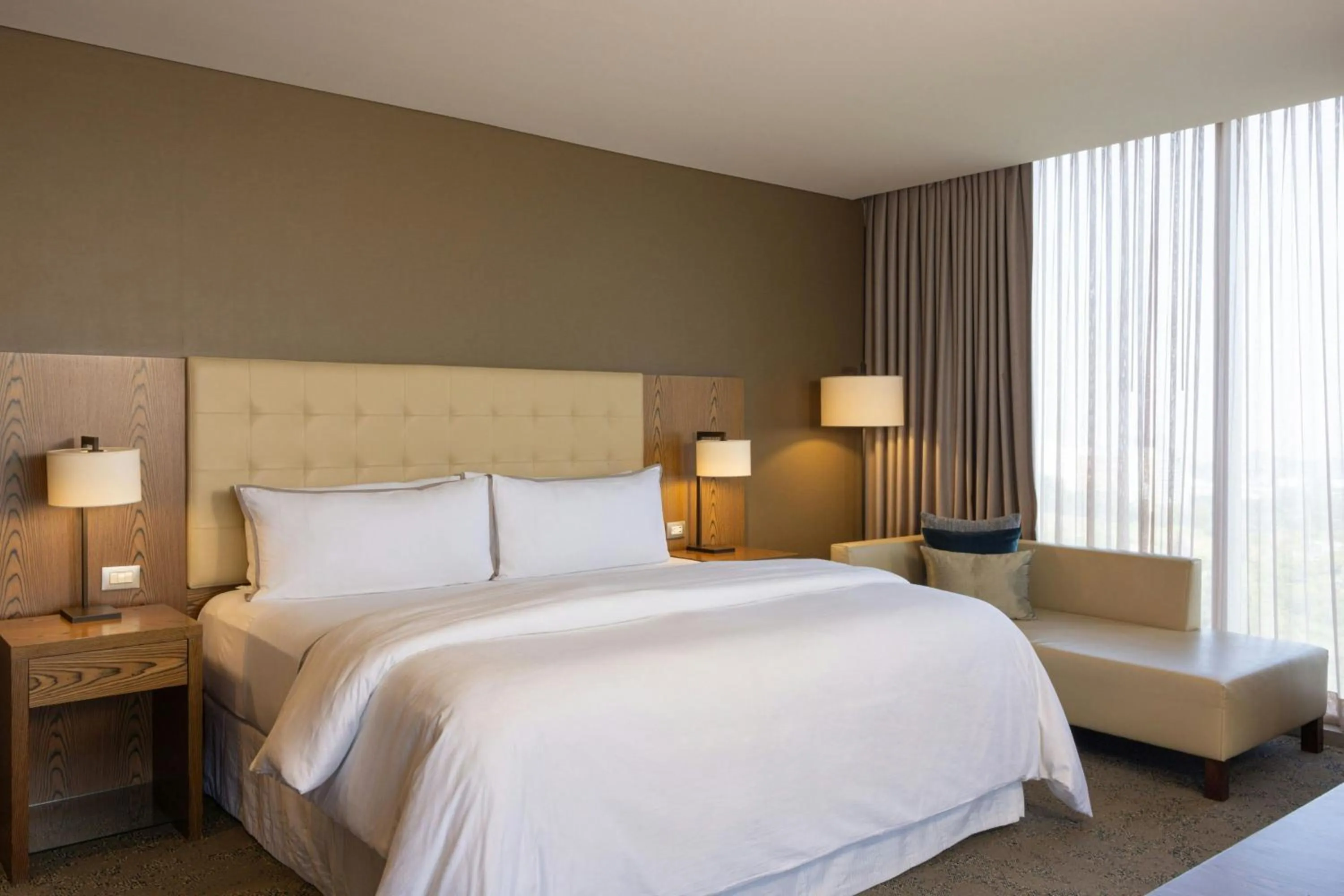 Photo of the whole room, Bed in The Westin Santa Fe, Mexico City