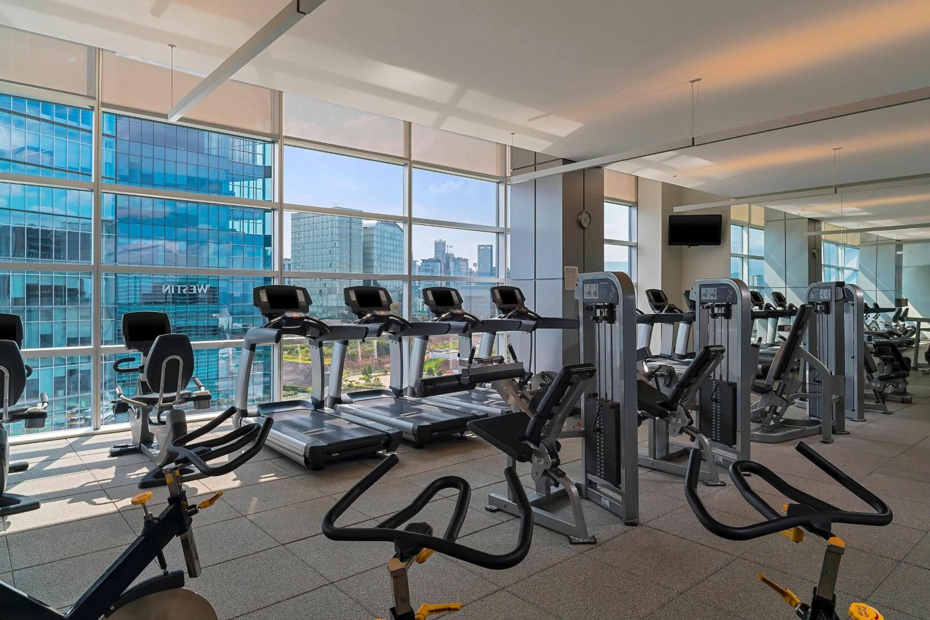Fitness centre/facilities in The Westin Santa Fe, Mexico City
