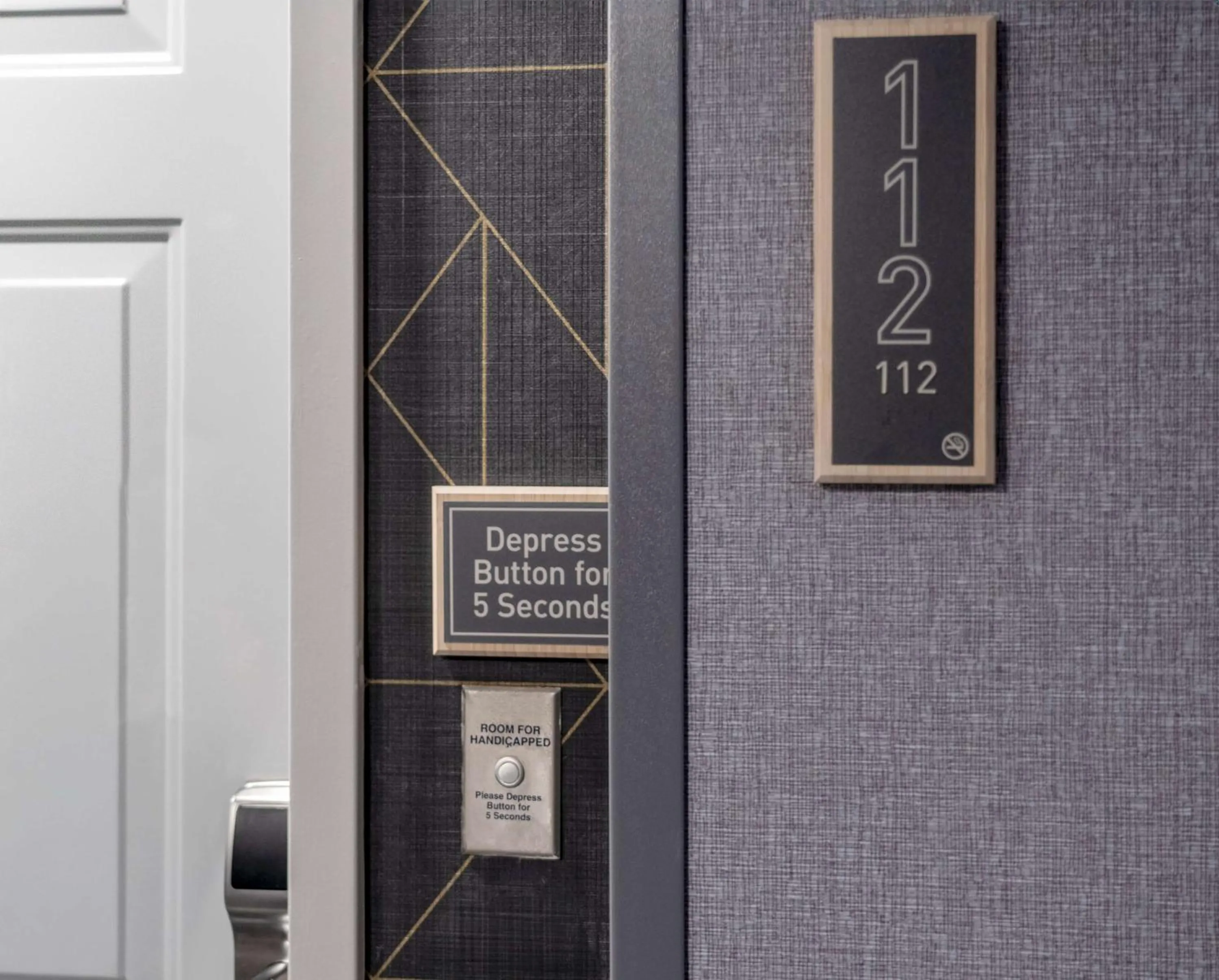 Bedroom in Homewood Suites by Hilton Chester