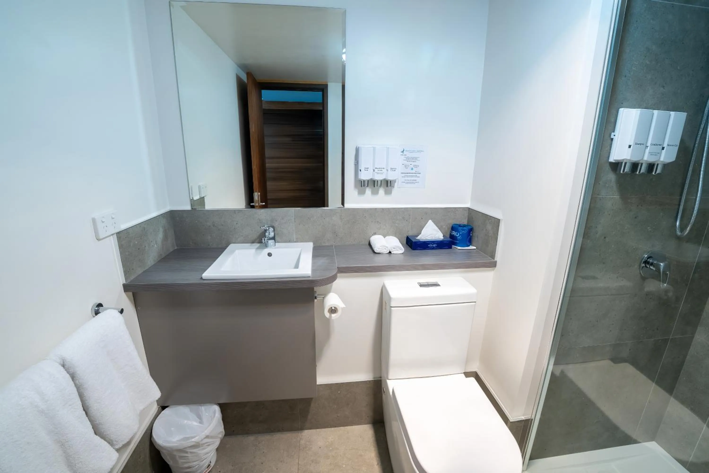 Bathroom in Bayside Hotel