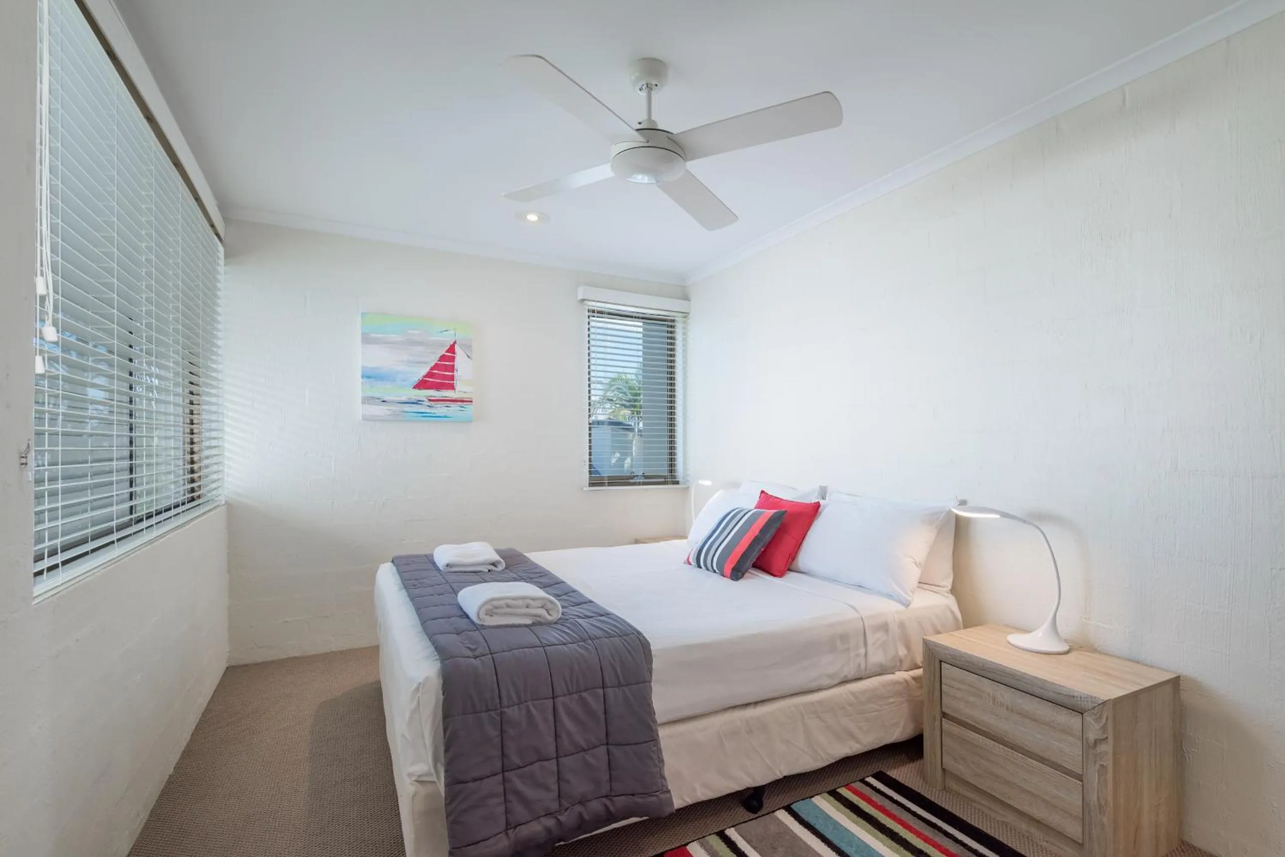 Bedroom, Bed in Munna Beach Apartments