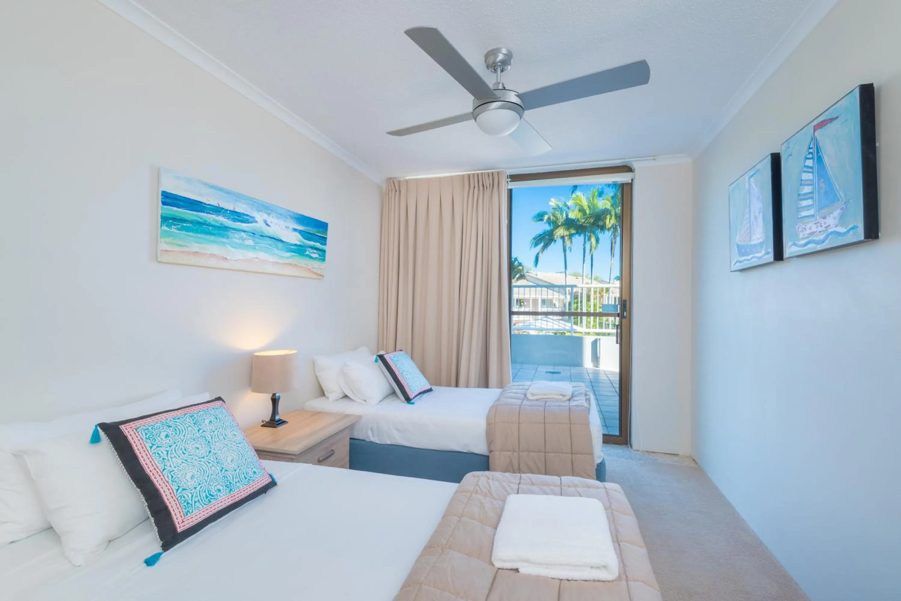 Bedroom, Bed in Munna Beach Apartments