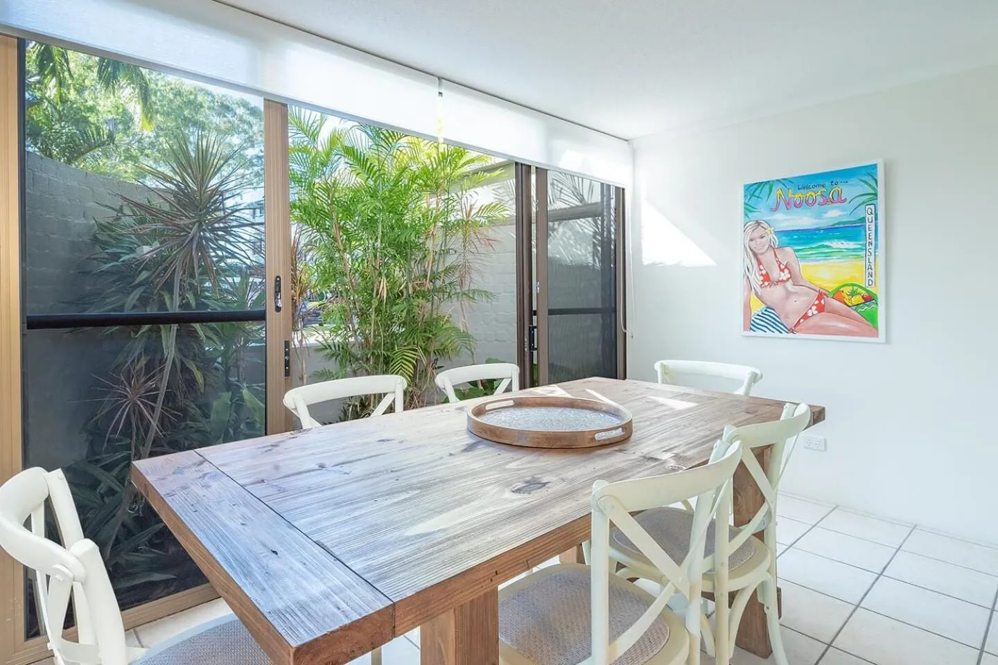 Dining area in Munna Beach Apartments