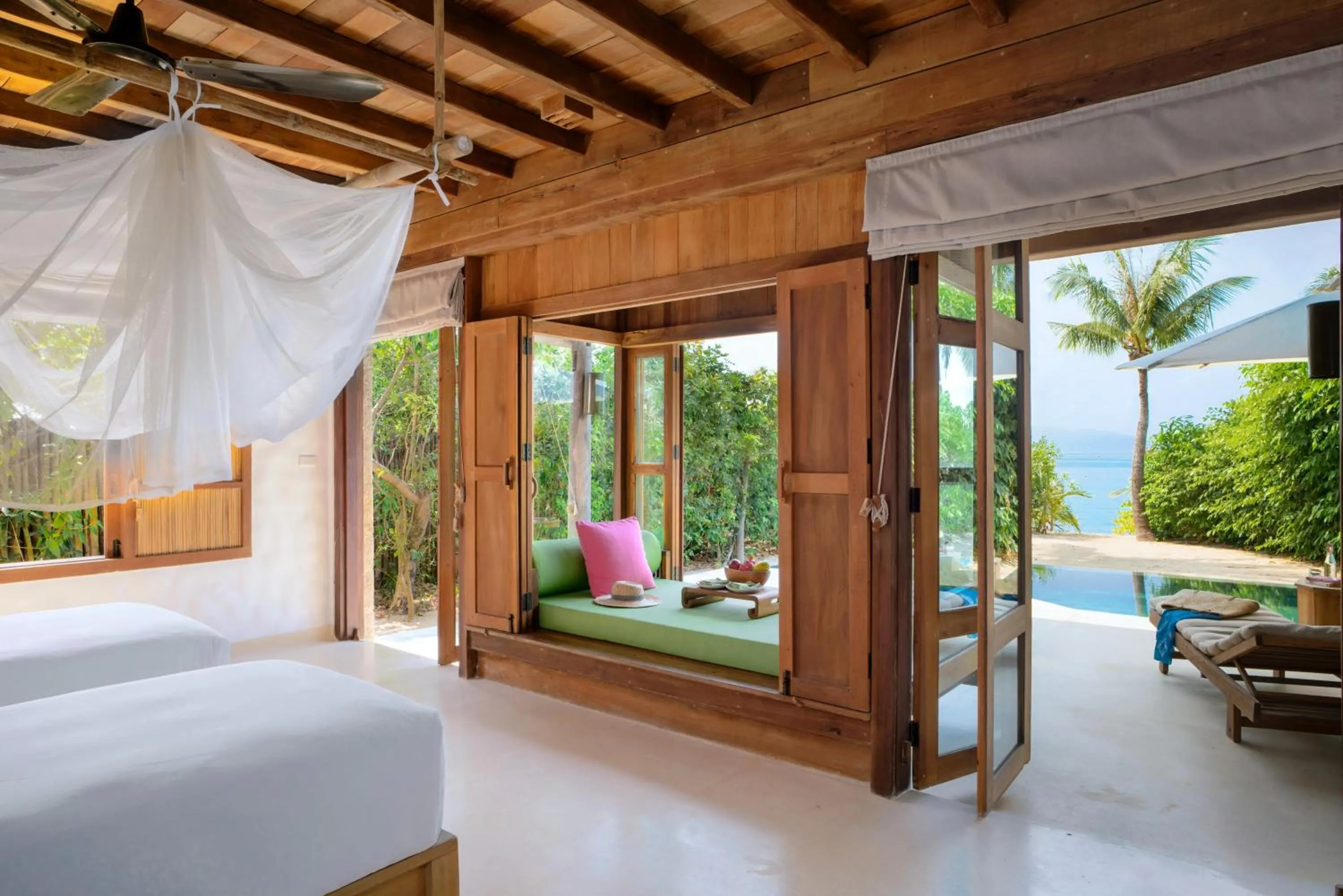 View (from property/room), Bed in Six Senses Ninh Van Bay