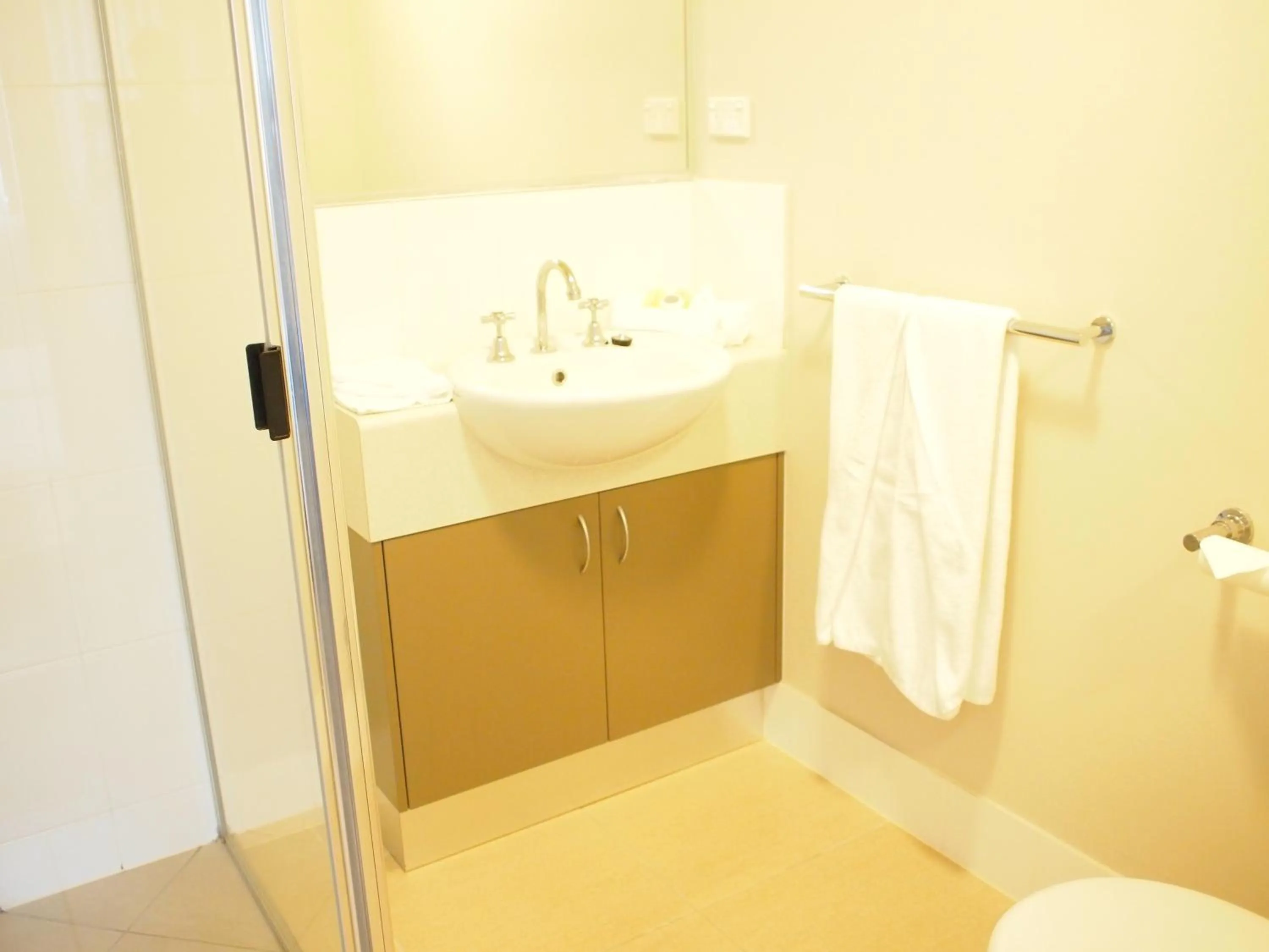 Bathroom in Edge Apartments Cairns