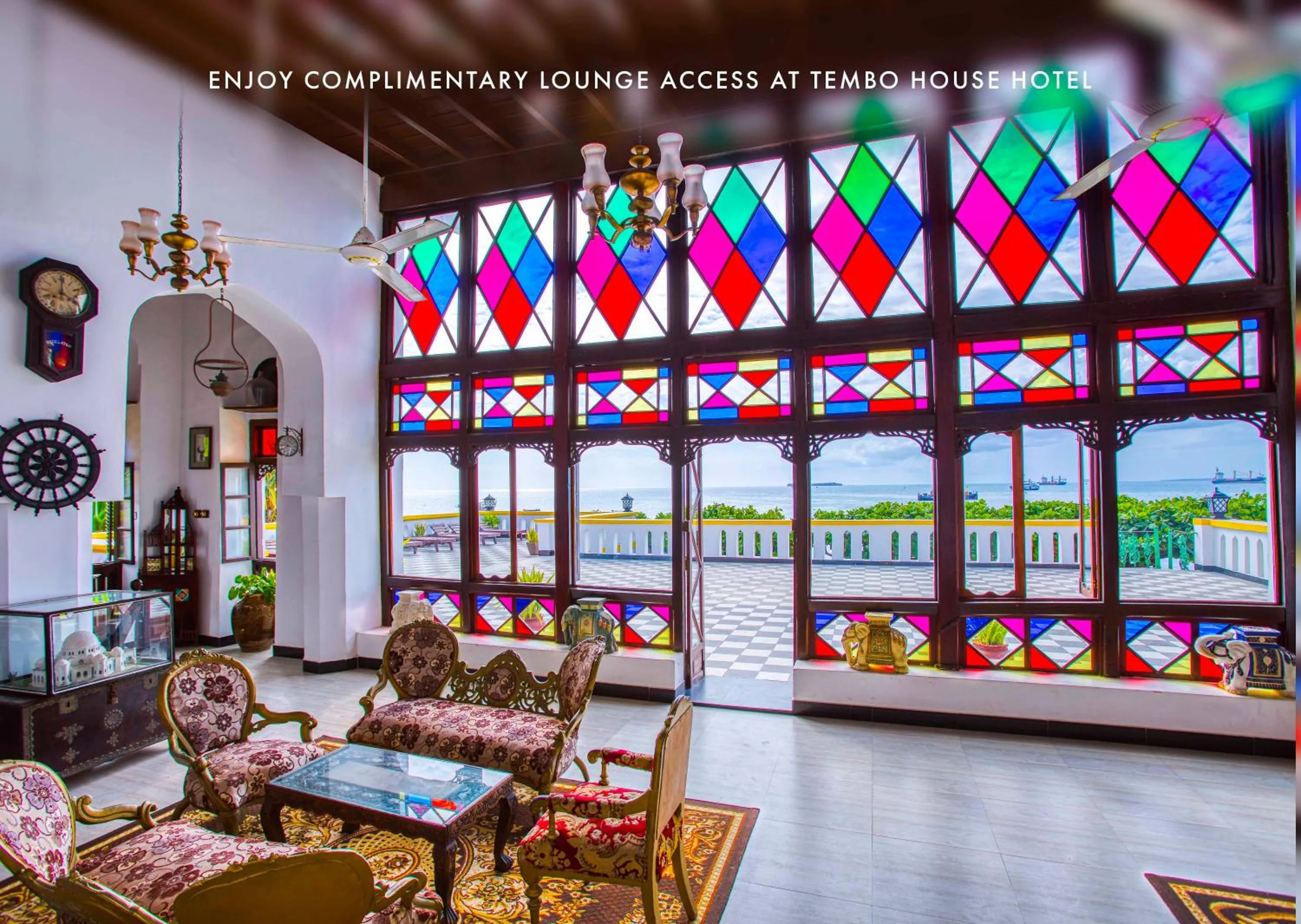 Communal lounge/ TV room in Tembo Palace Hotel