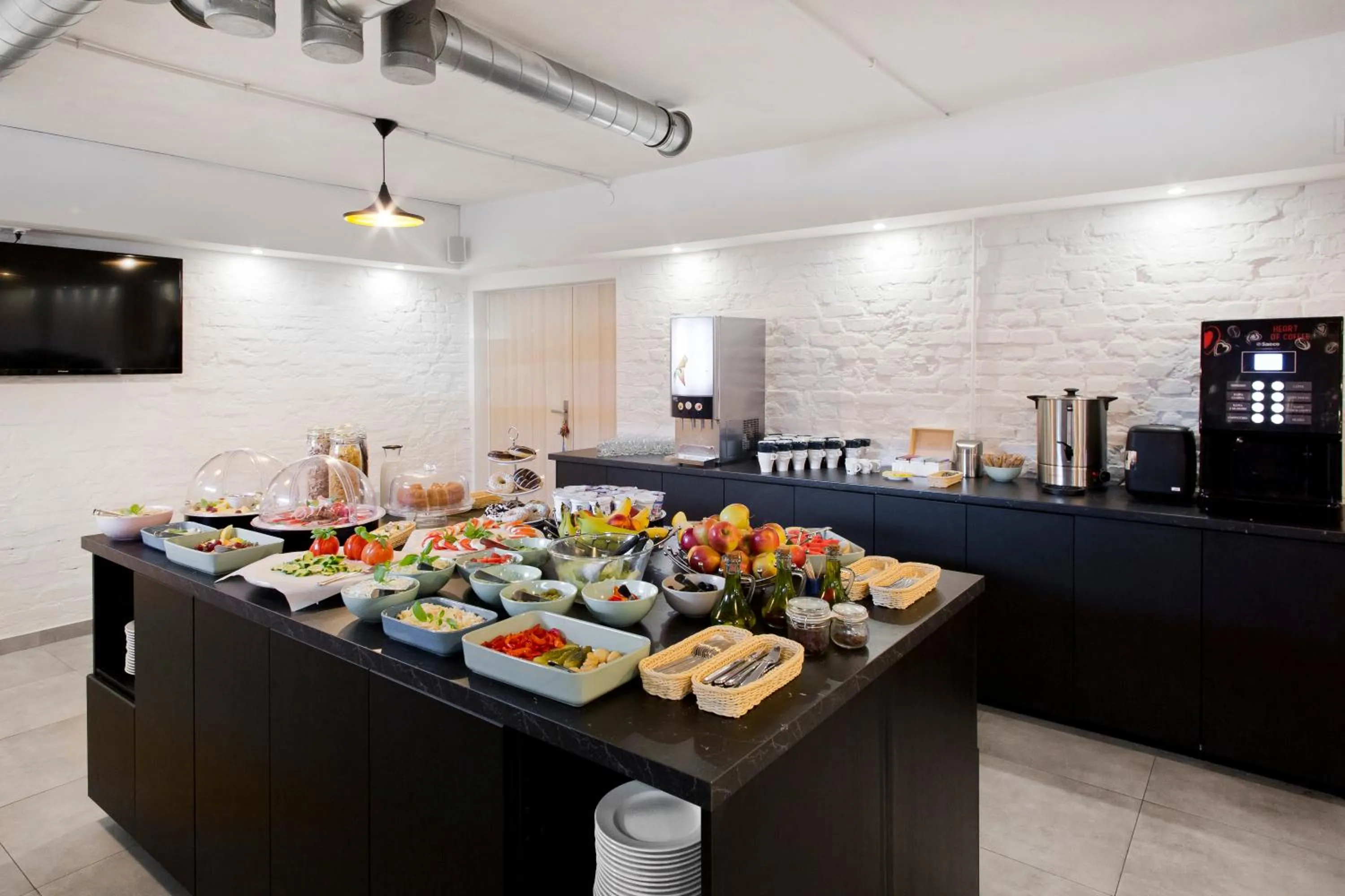 Buffet breakfast in Hotel Silver