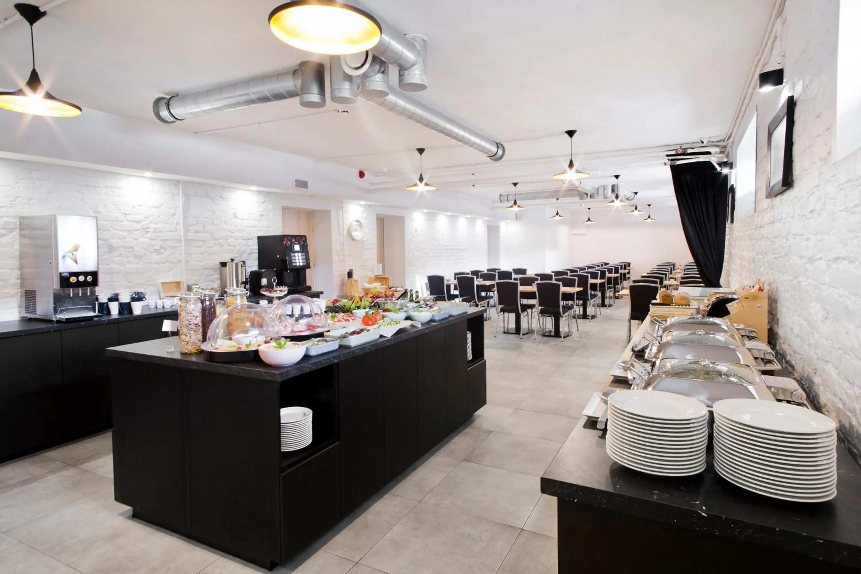 Buffet breakfast in Hotel Silver