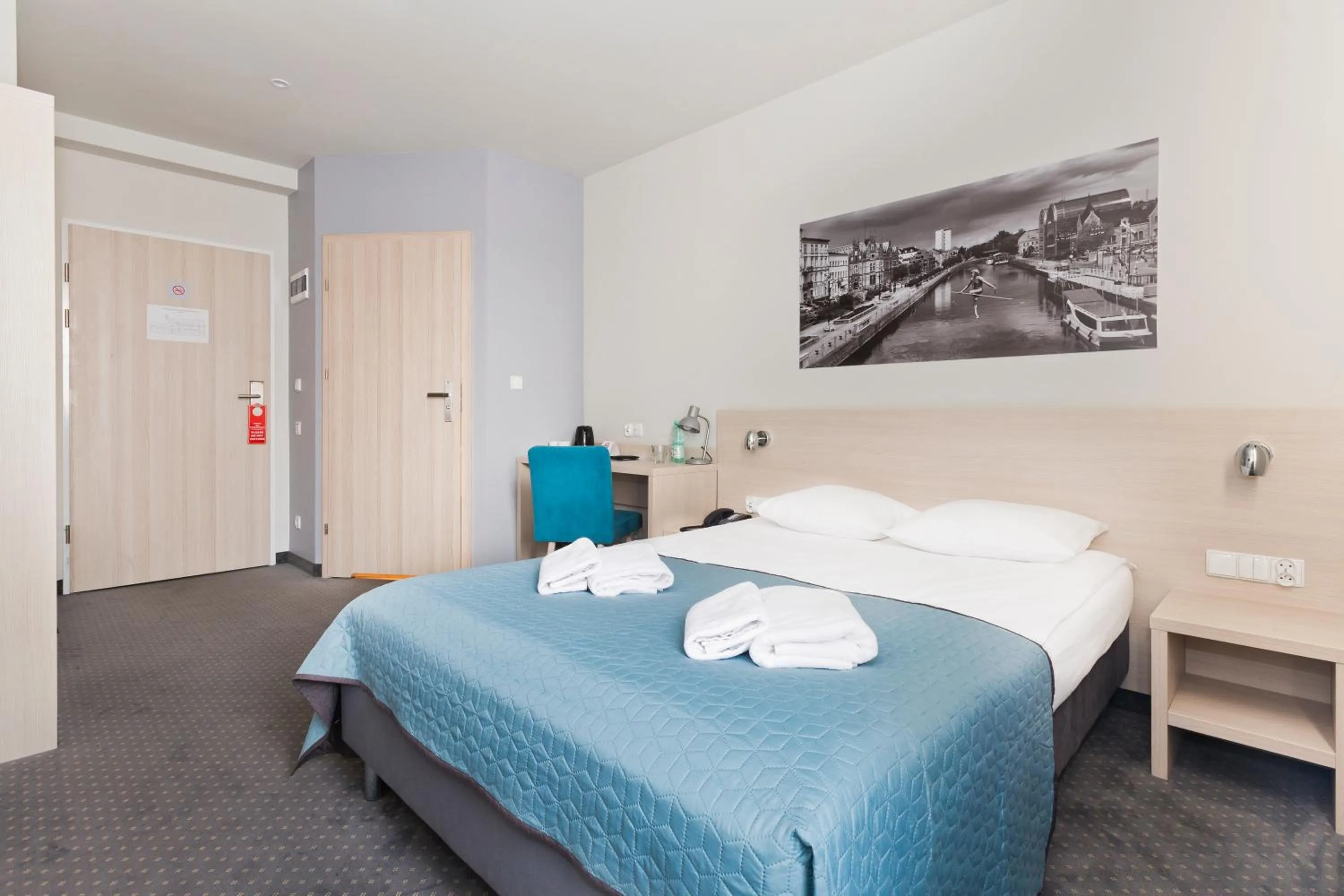 Photo of the whole room, Bed in Hotel Silver