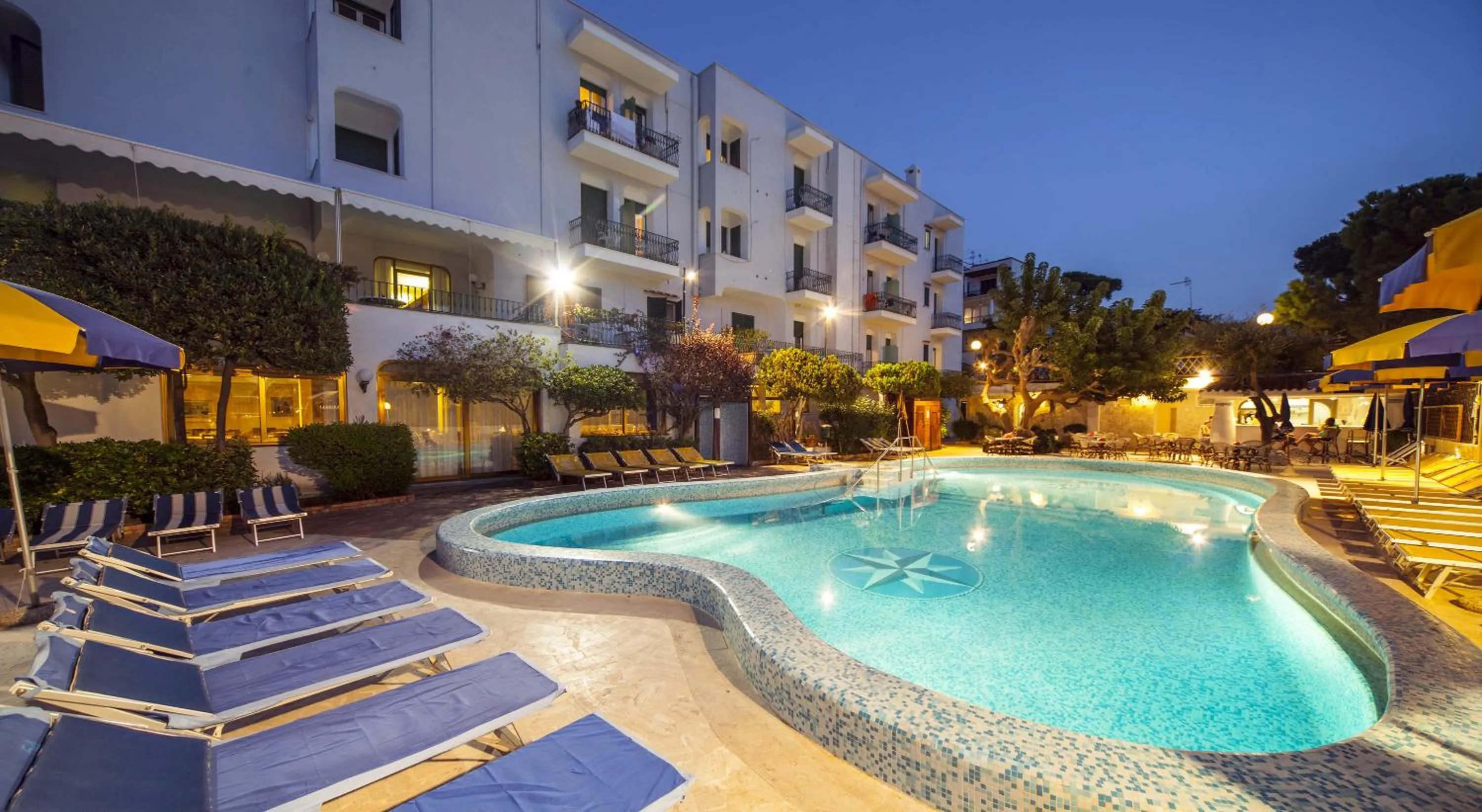 Pool view in Hotel Ambasciatori