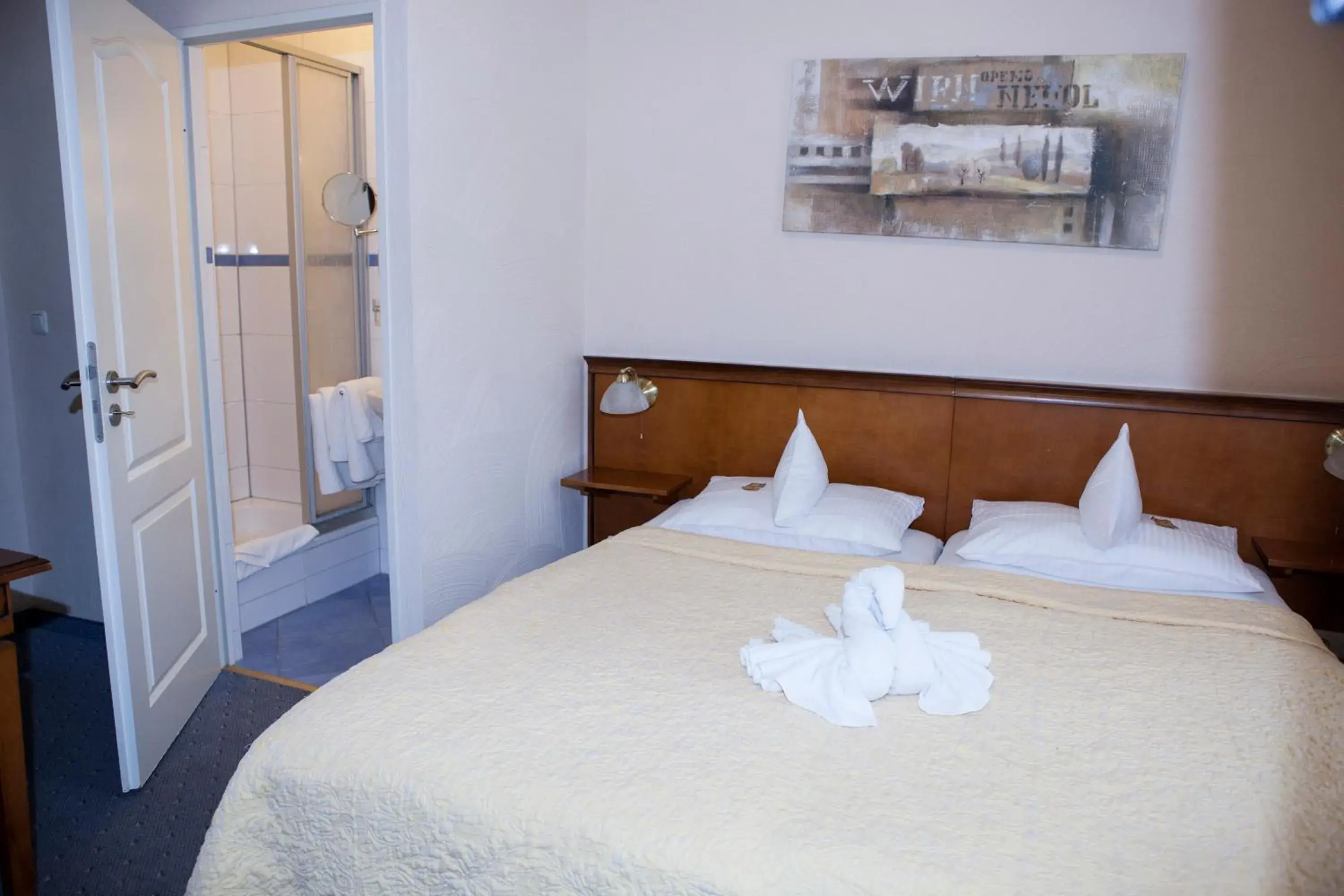 Triple Room in Hotel Baden Triple Room in Hotel Baden