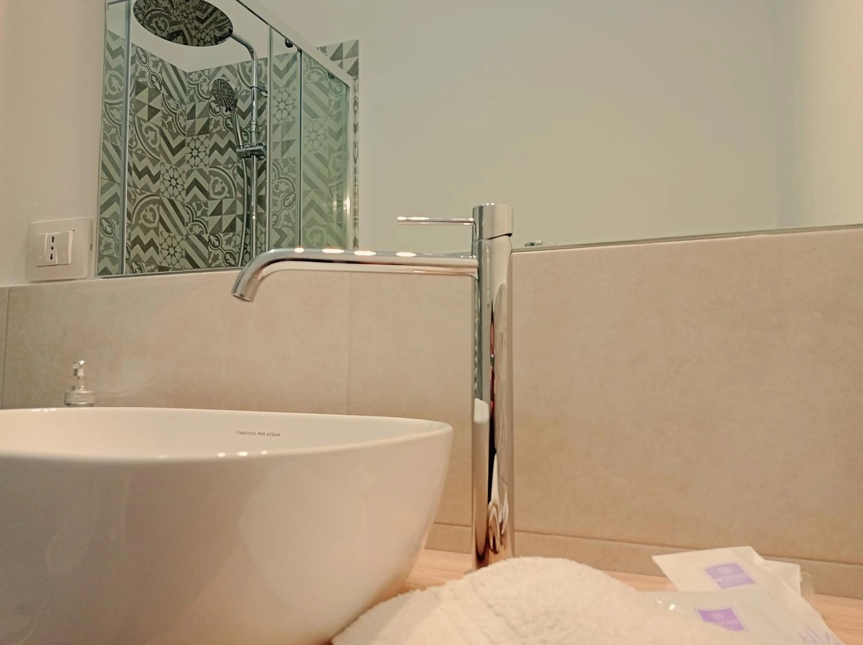 Shower in Vigne Vecchie