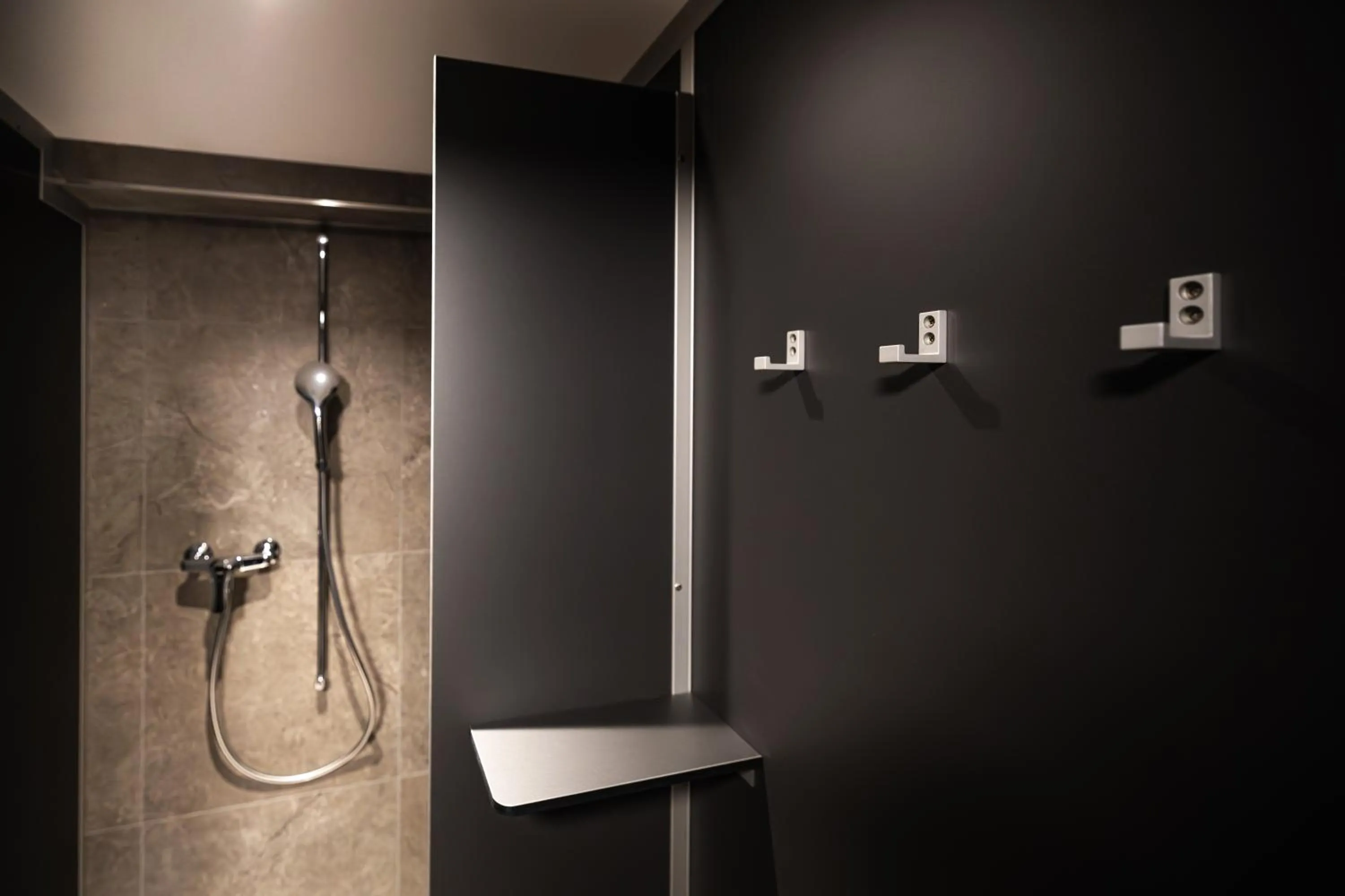 Bathroom in Eiger Lodge Easy