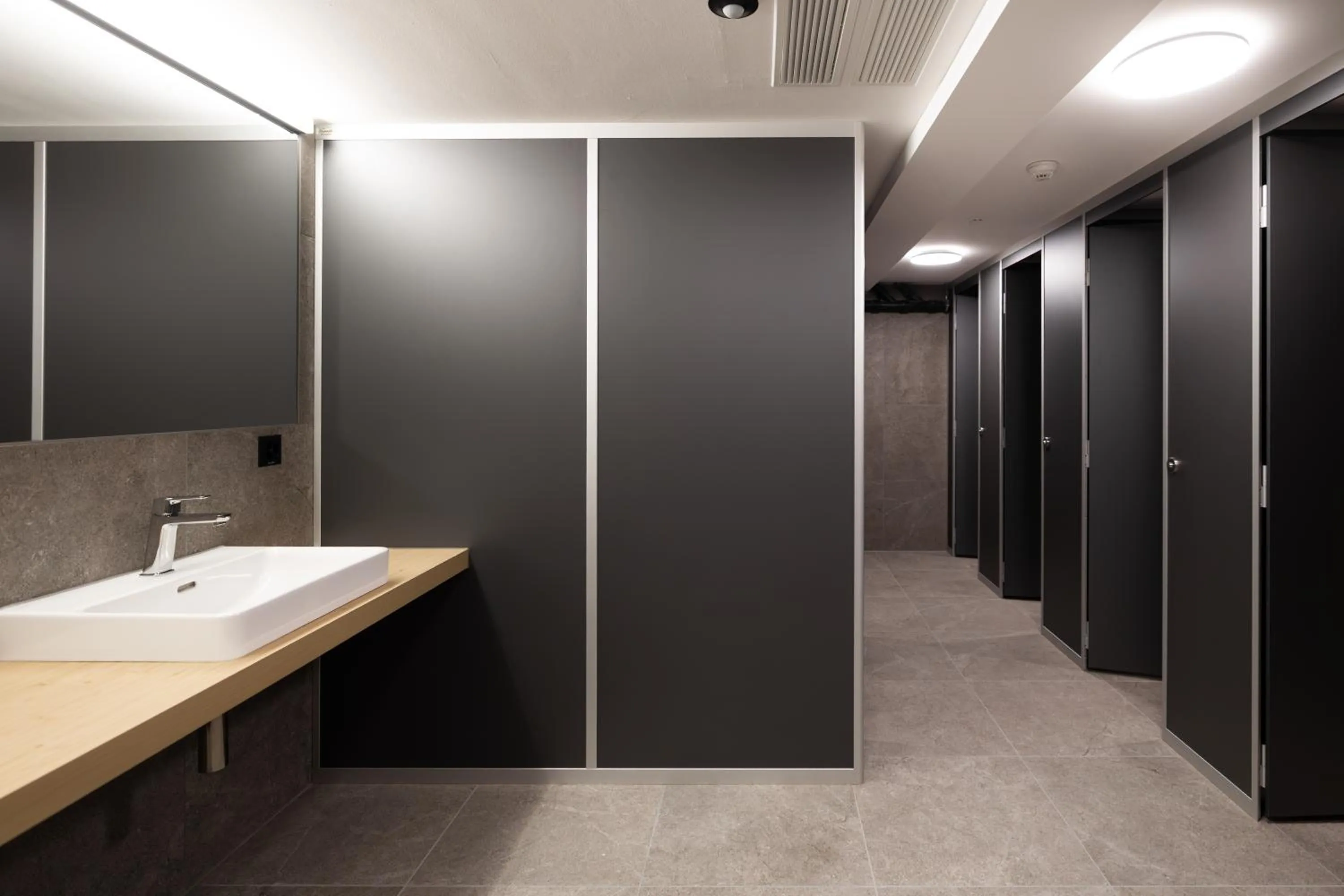 Bathroom in Eiger Lodge Easy