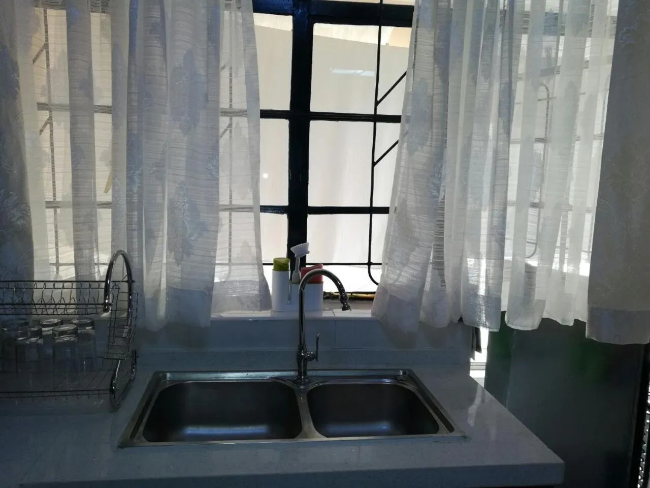 Kitchen or kitchenette in Covitech Apartments