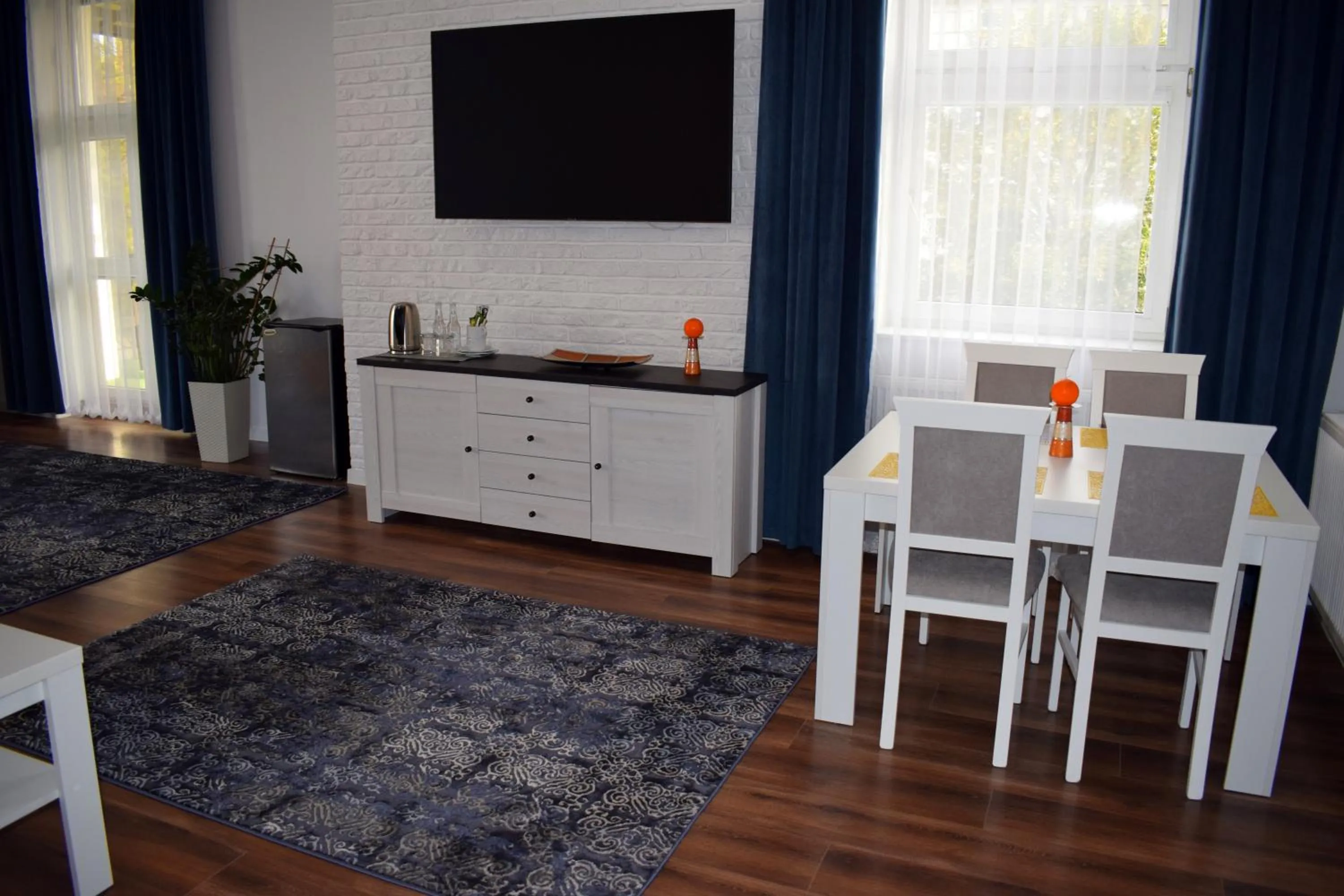 Sepia Restauracja & Noclegi