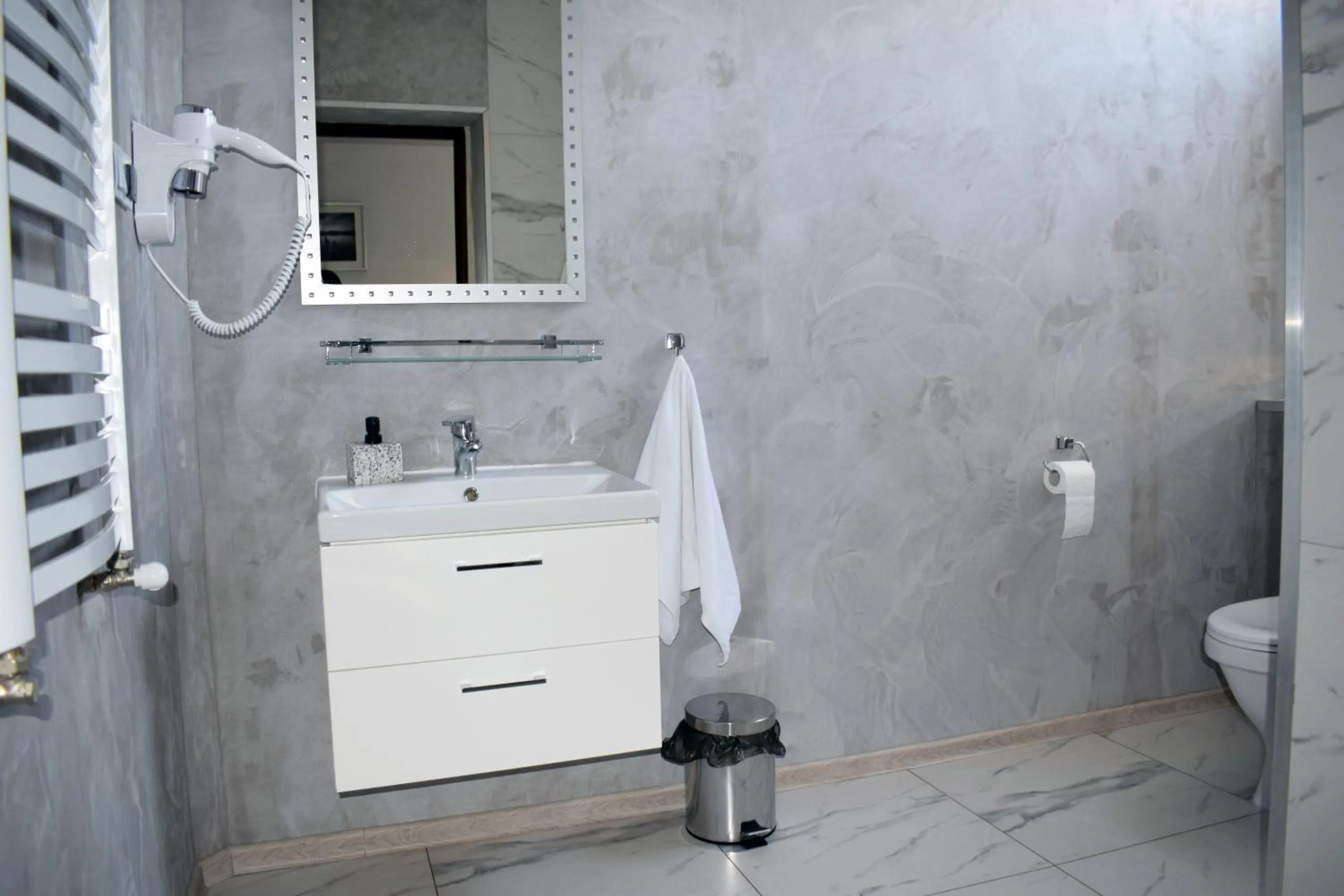 Sepia Restauracja & Noclegi