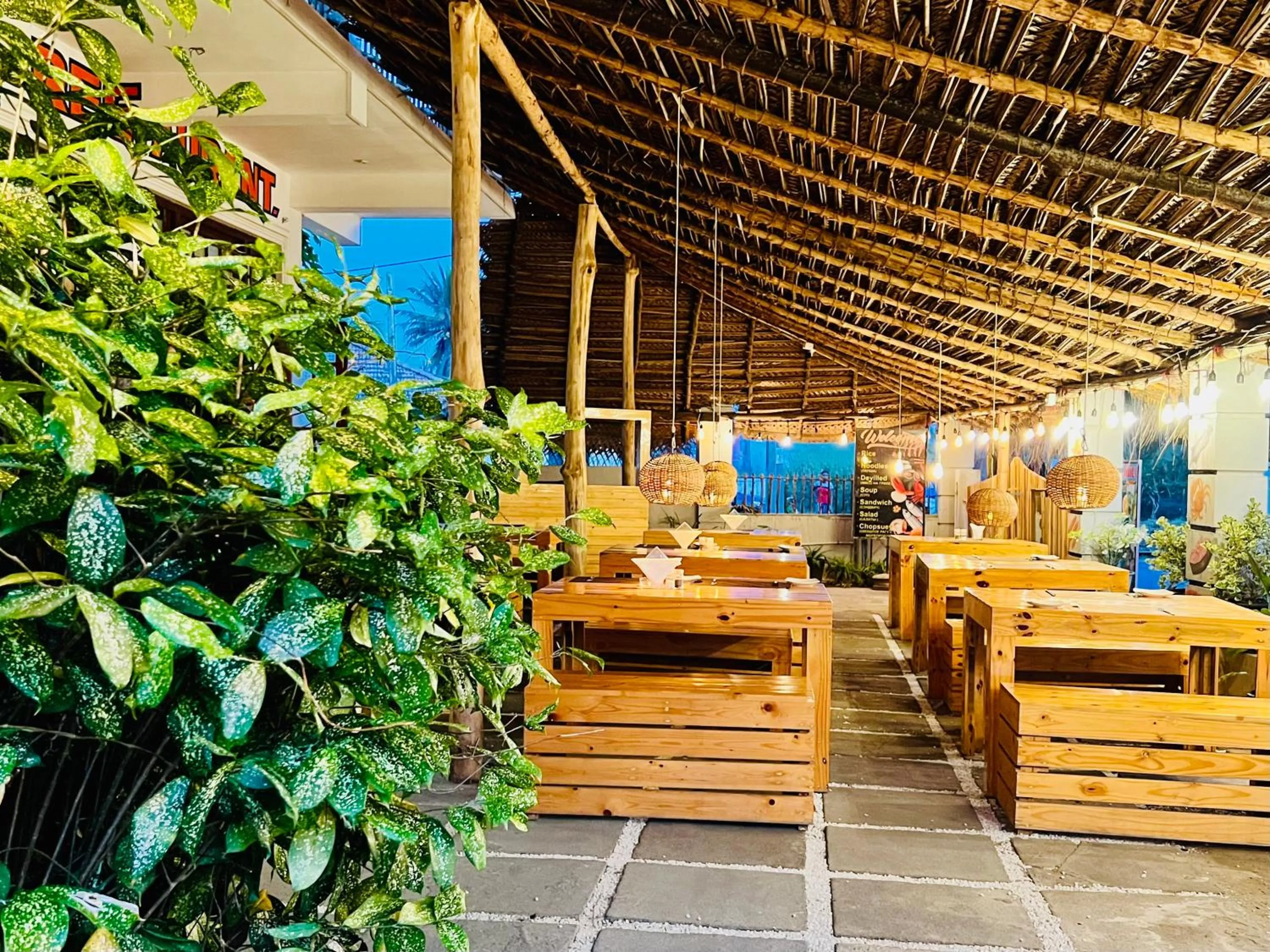 Restaurant/places to eat in Rominrich