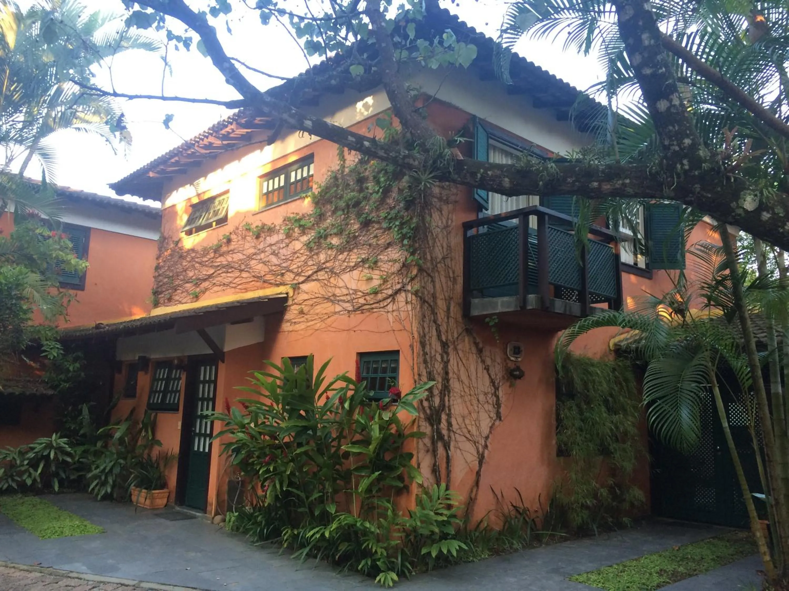 Property building in Juquehy - Condomínio de Frente para o Mar - Piscina Aquecida - Quadra de Tenis
