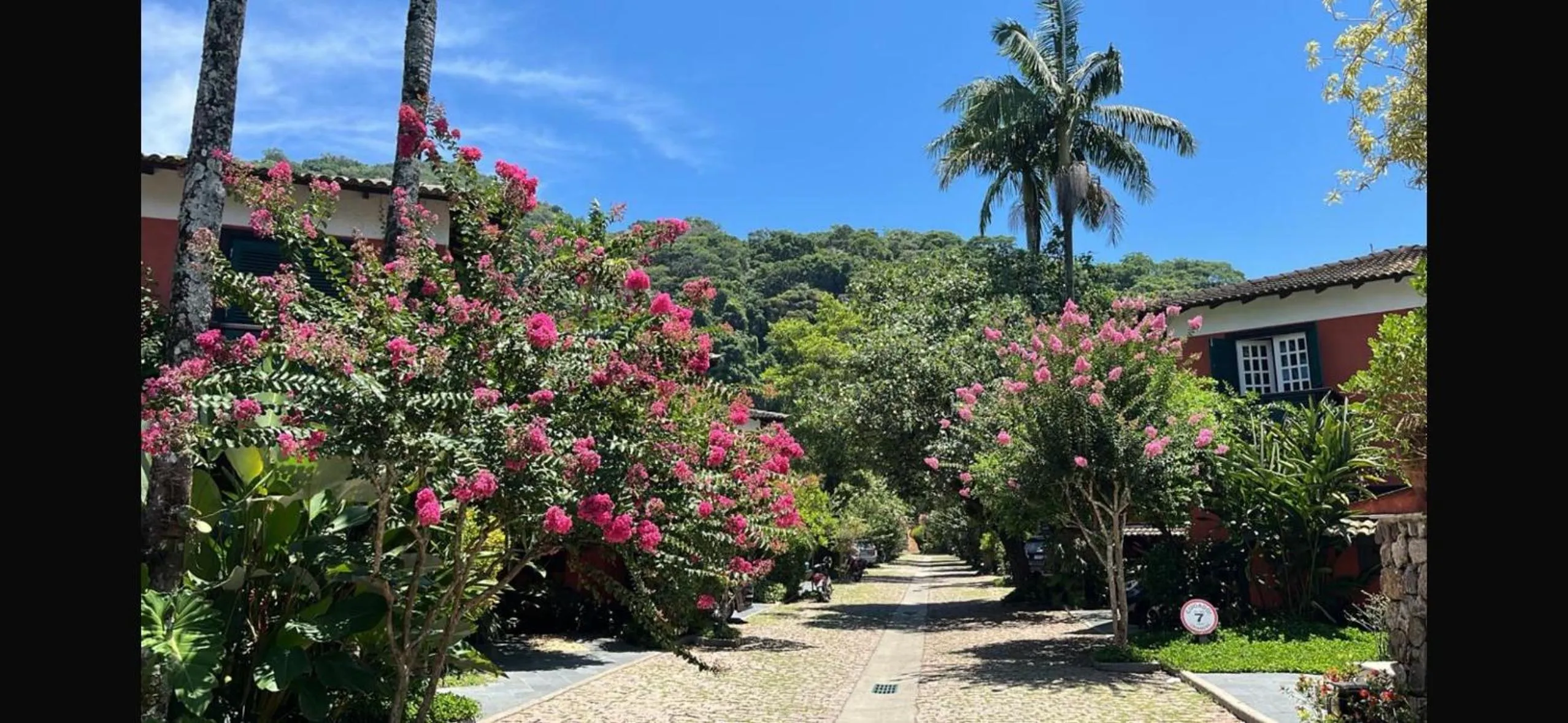 Property building in Juquehy - Condomínio de Frente para o Mar - Piscina Aquecida - Quadra de Tenis