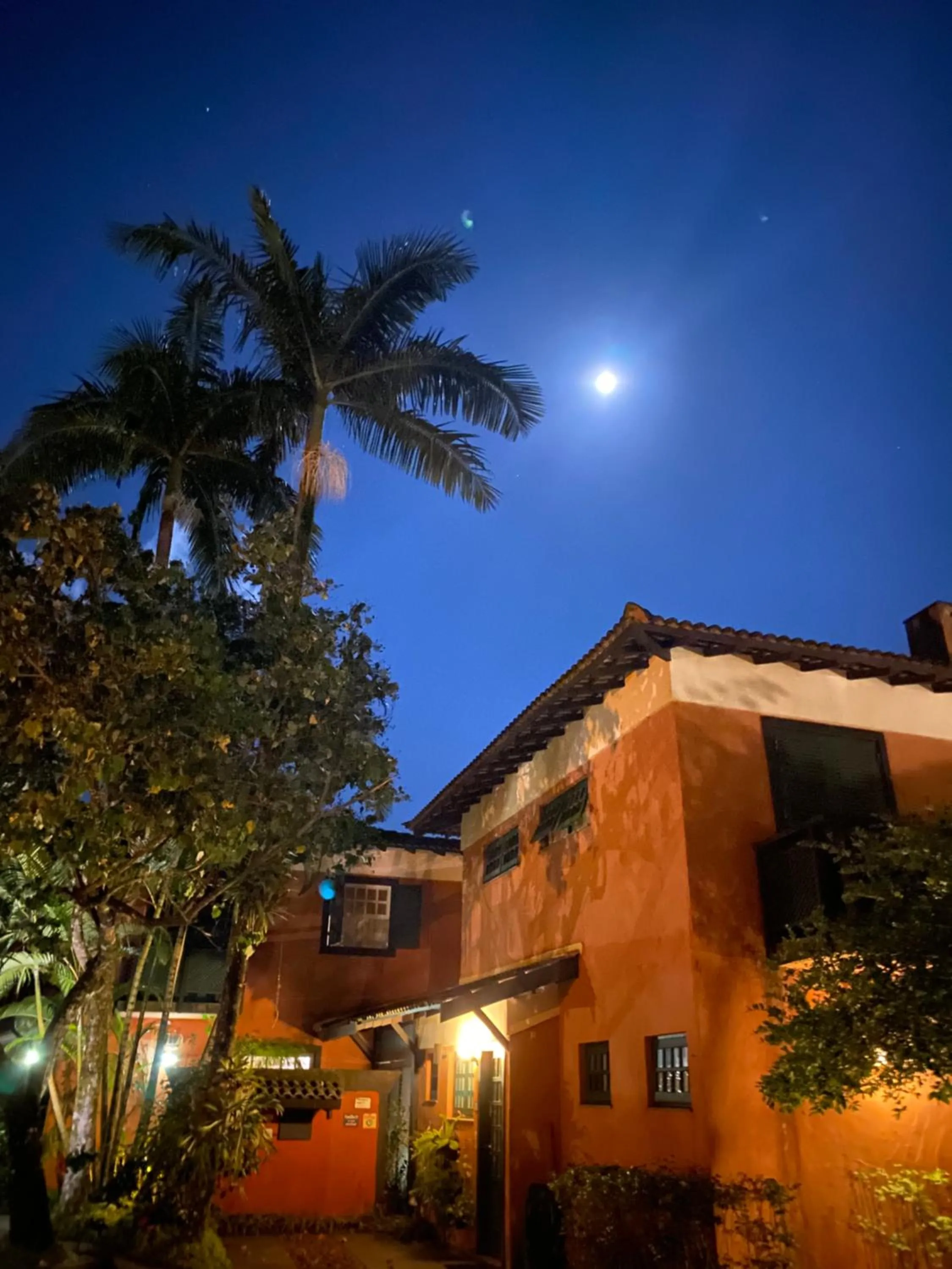 Property building in Juquehy - Condomínio de Frente para o Mar - Piscina Aquecida - Quadra de Tenis