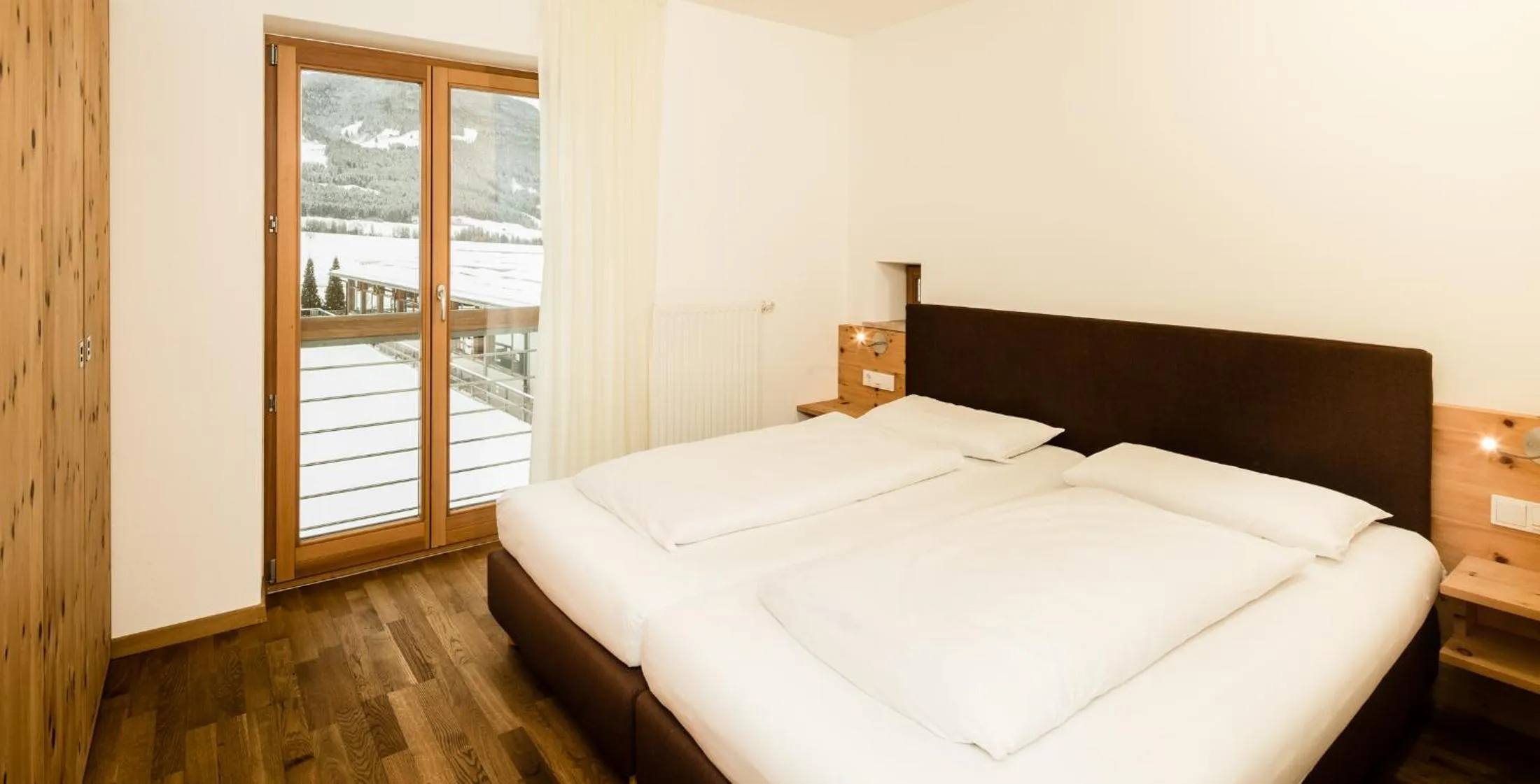 Bedroom, Bed in Residence Tolderhof - OlangCard included