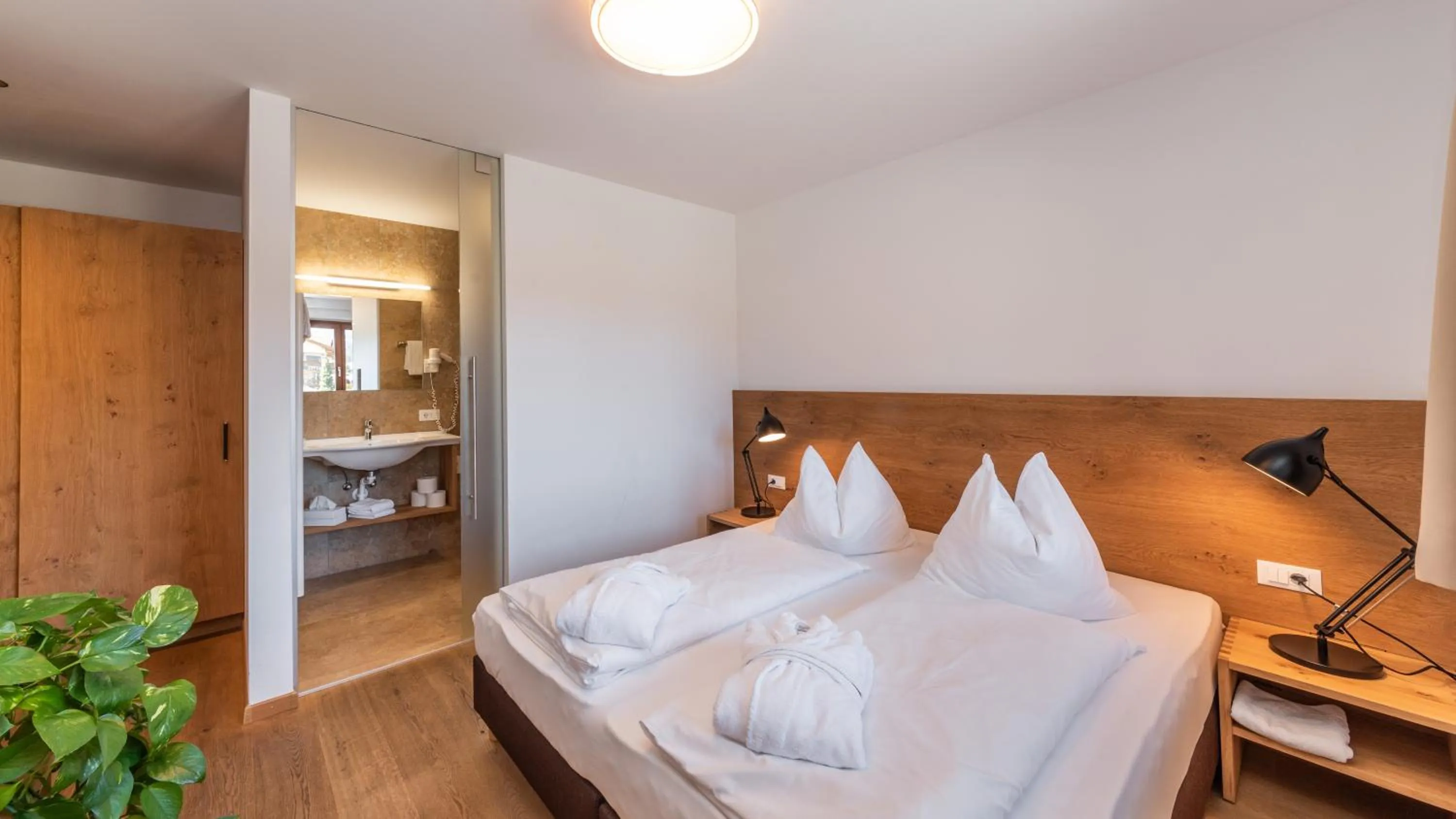 View (from property/room), Bed in Residence Tolderhof - OlangCard included