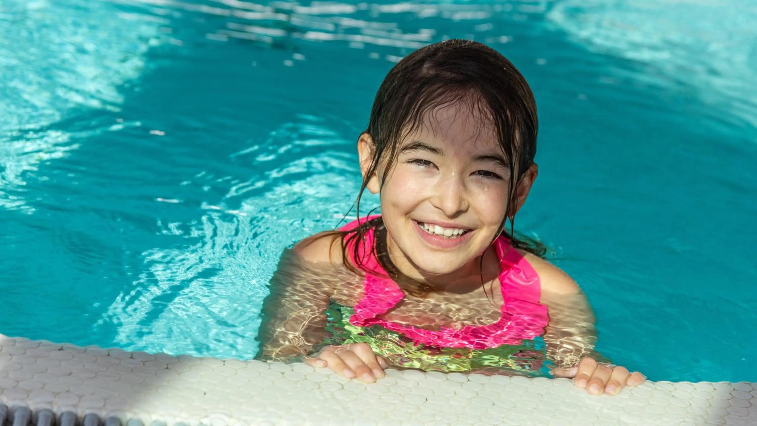 Swimming pool in Residence Tolderhof - OlangCard included