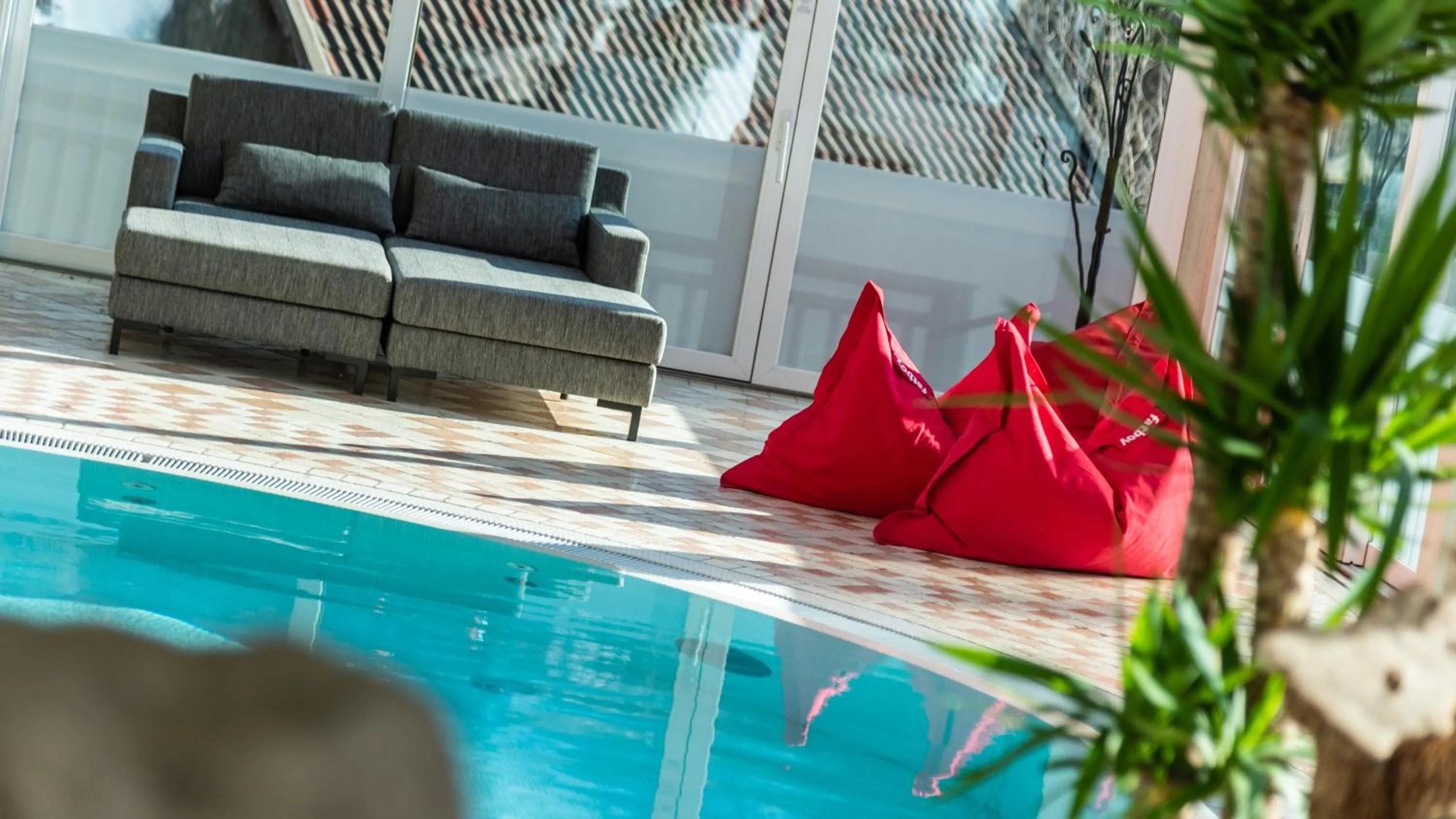 Swimming pool in Residence Tolderhof - OlangCard included