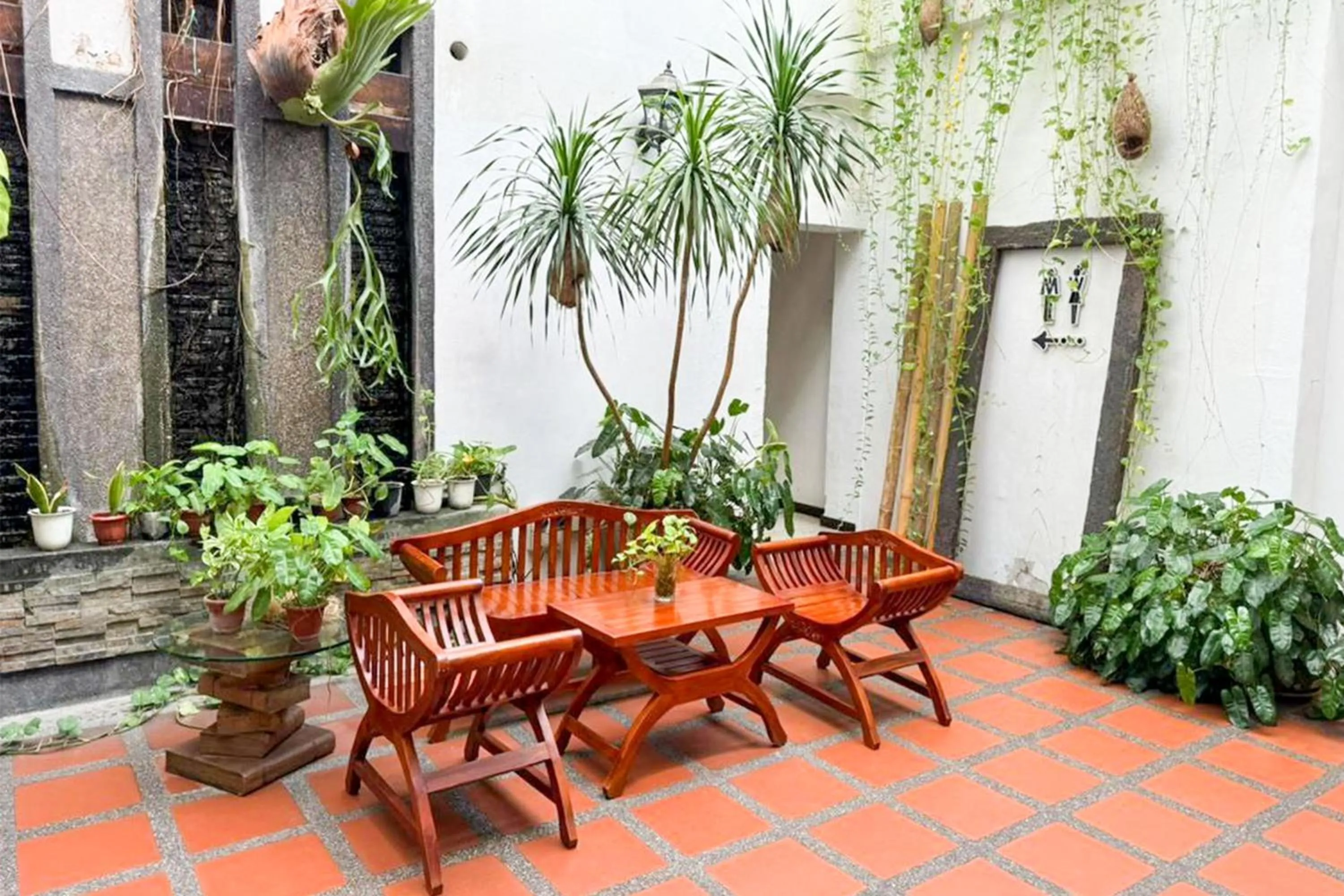 Inner courtyard view in Jonker Boutique Hotel