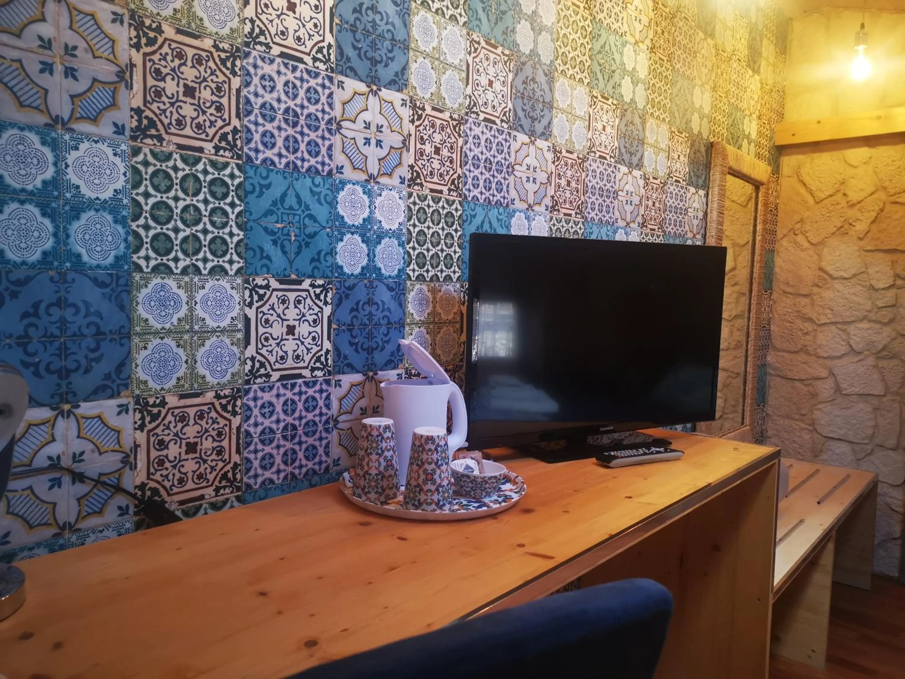 TV and multimedia in Del Centro