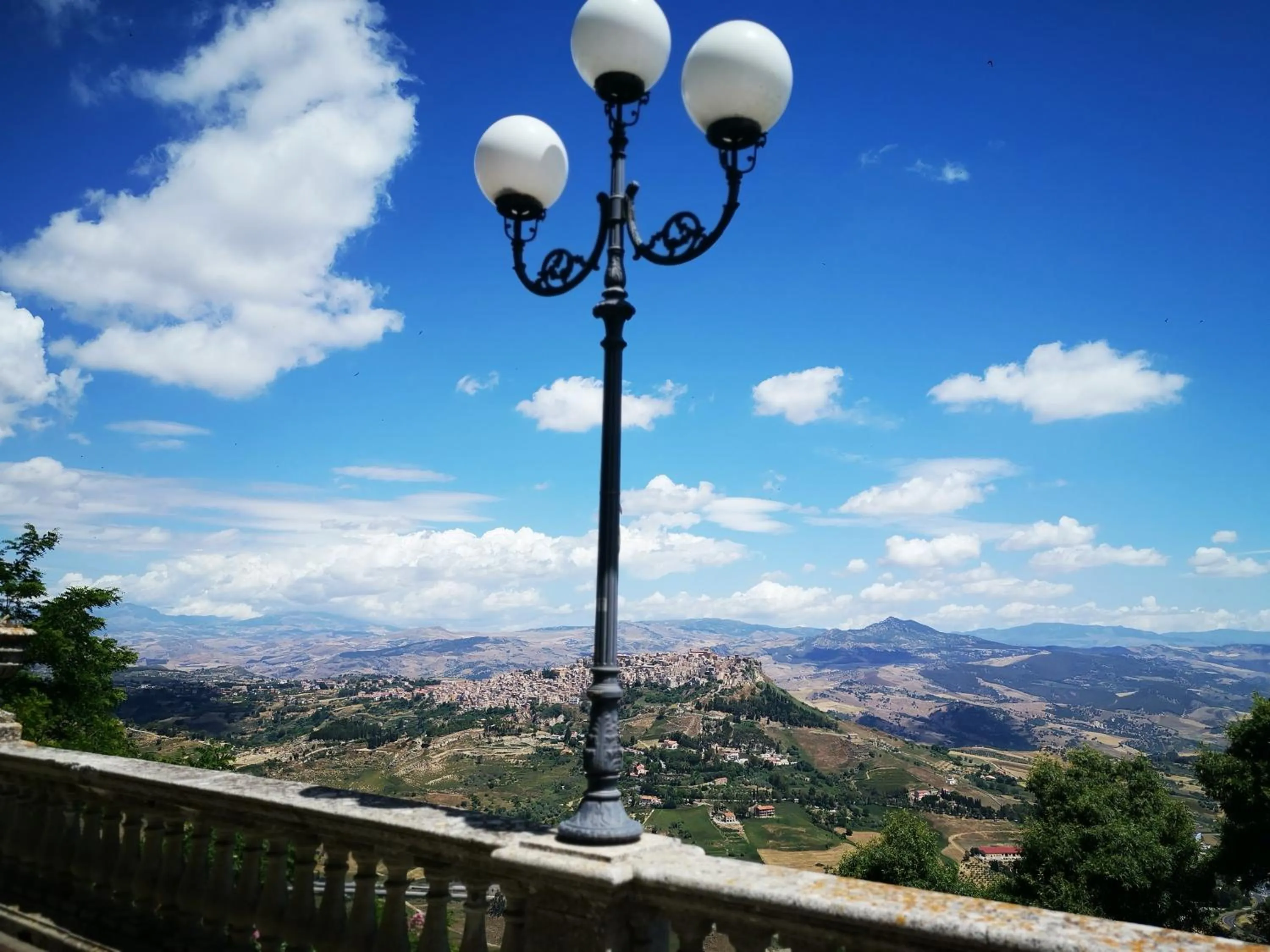 Nearby landmark in Del Centro