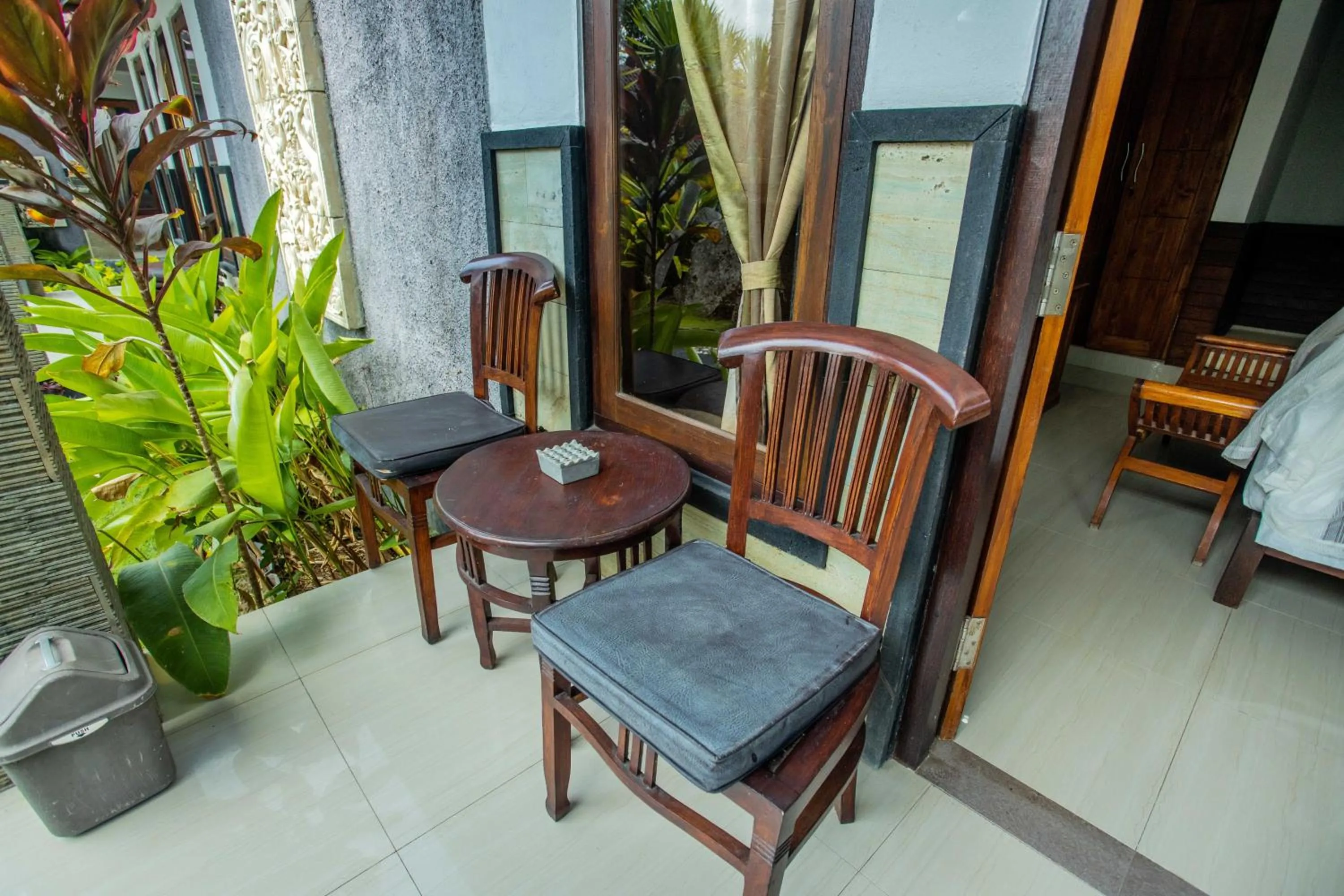 The Tanis Beach Resort Nusa Lembongan