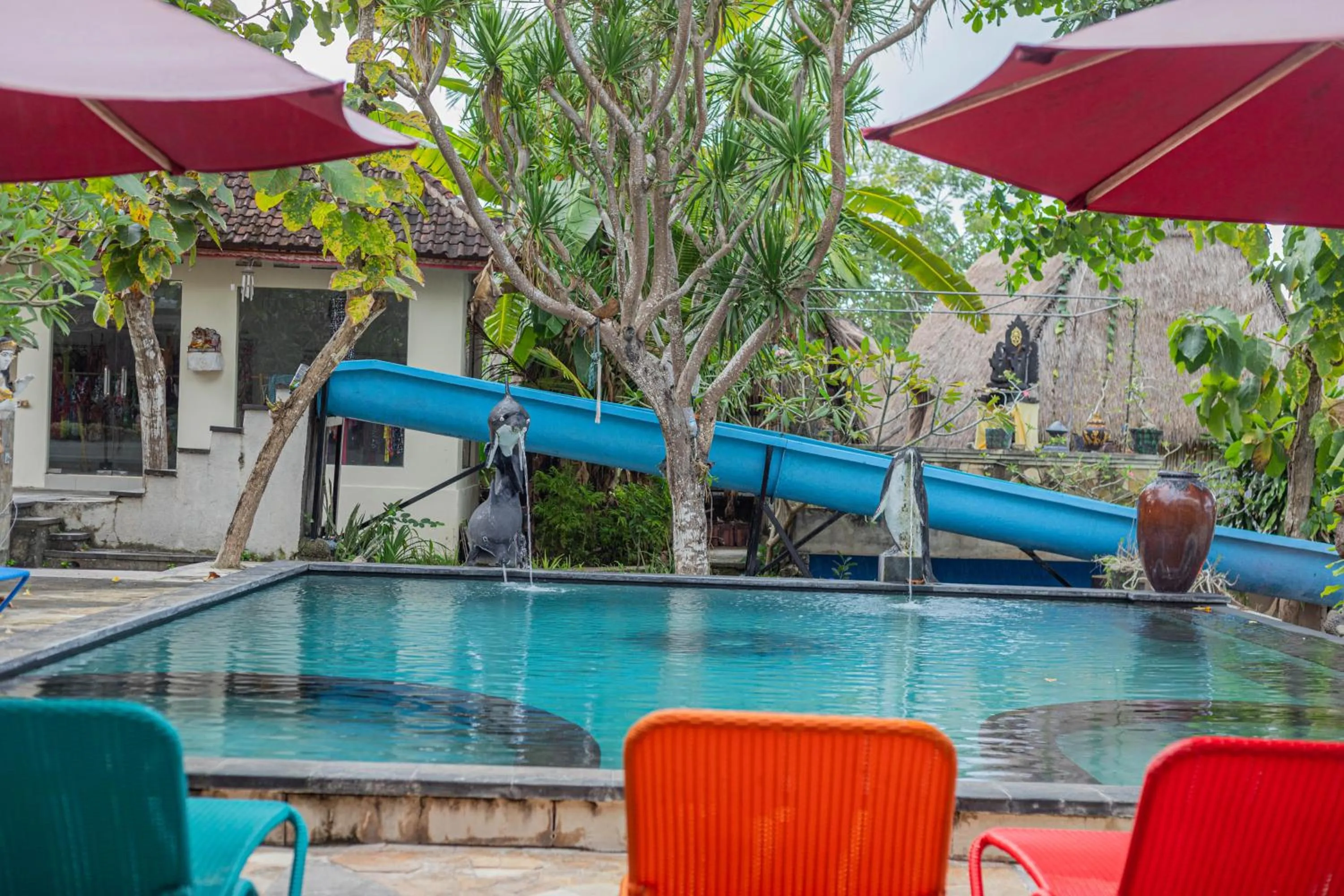 Swimming pool in The Tanis Beach Resort Nusa Lembongan