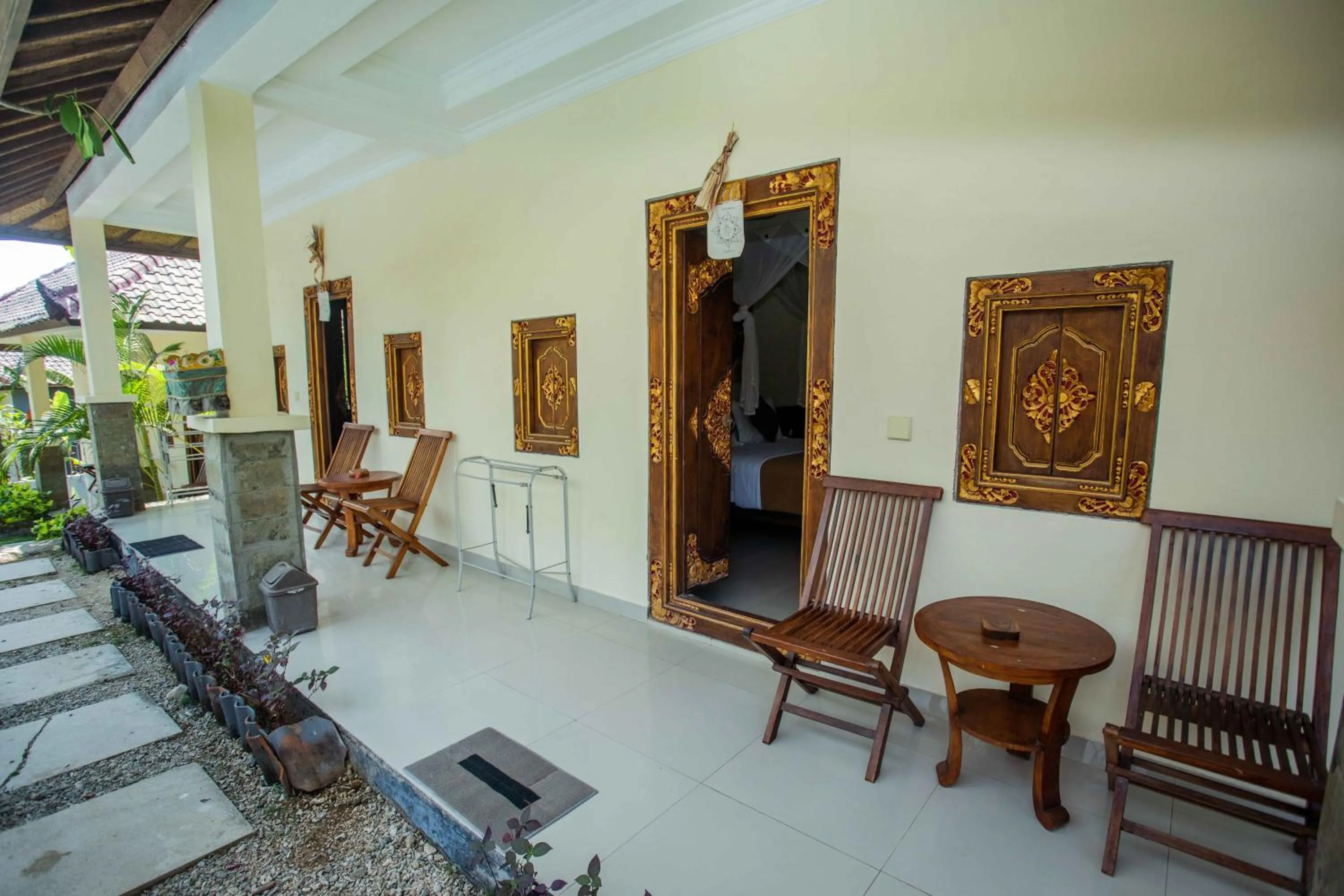 The Tanis Beach Resort Nusa Lembongan