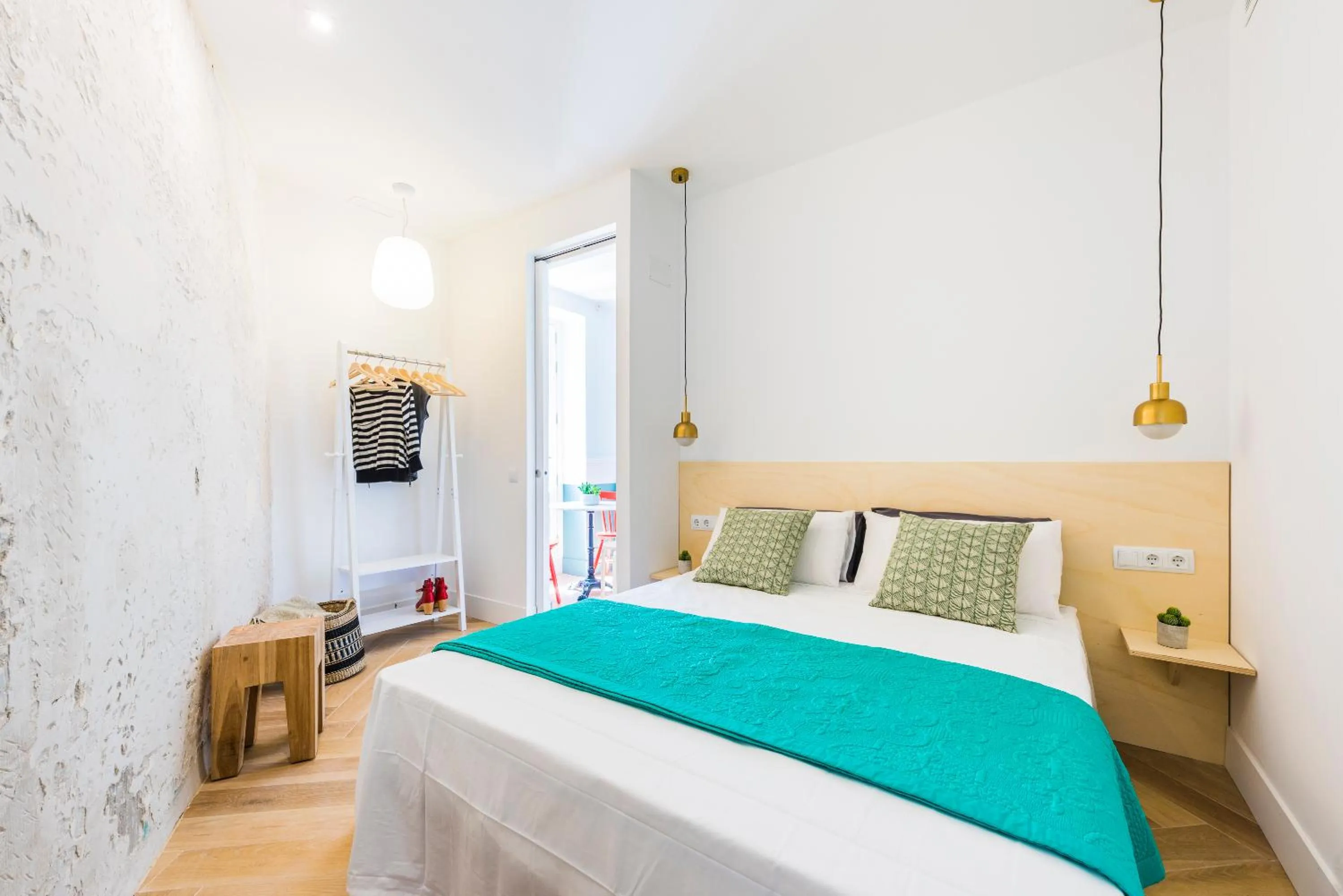 Bed in Be Mate Gran Vía Suites