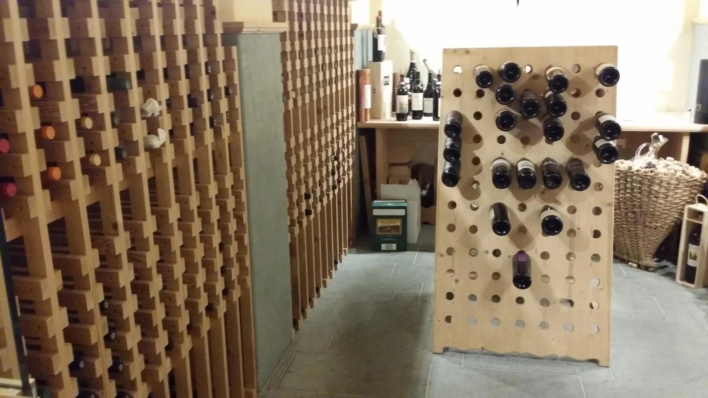 Restaurant/places to eat in Hotel Alba